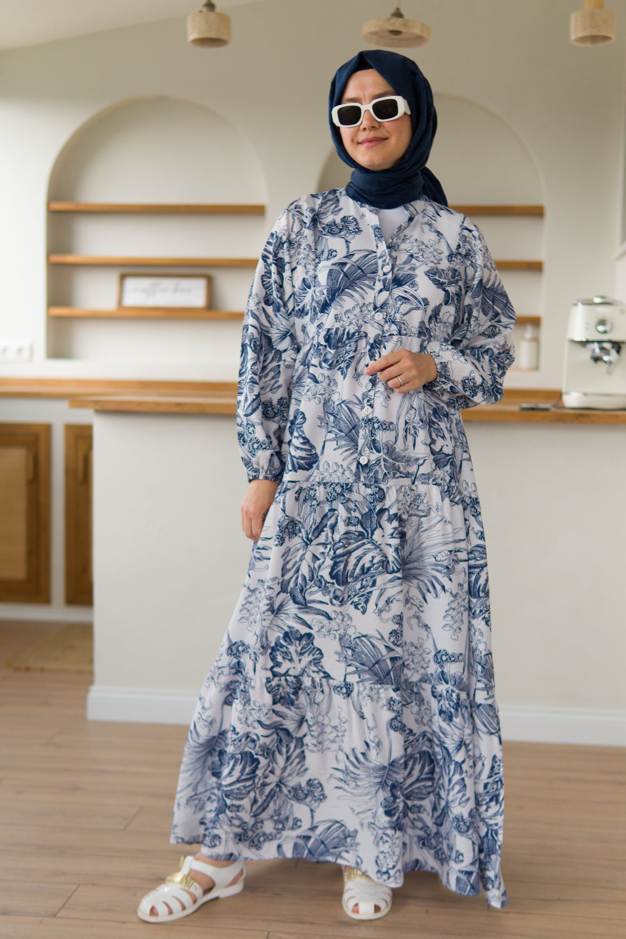  Nergis Elbise