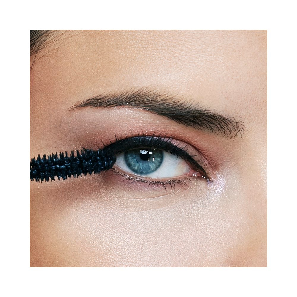 Maybelline New York Yoğun Hacim Veren Siyah Maskara Total Temptation Mascara