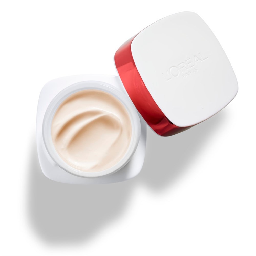 Loreal Paris Gündüz Bakım Kremi Revitalift +Spf30 Yaşlanma Karşıtı Etki 50ml
