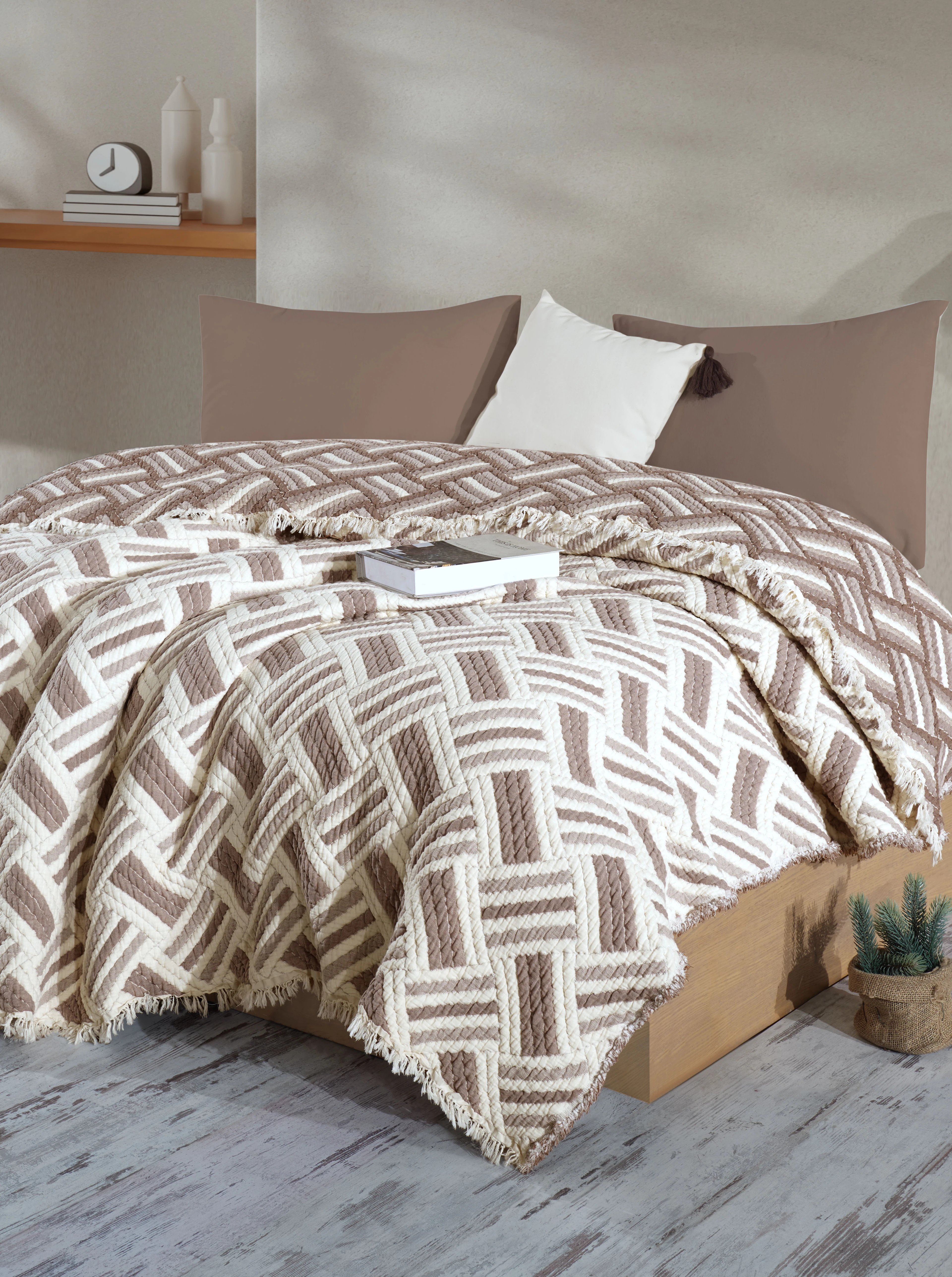 Çift Taraflı, Jakar Desenli, 5 Katlı, Dolgulu Müslin Battaniye, Çok Amaçlı Battaniye, Battal boy ( 220 x 240 cm )