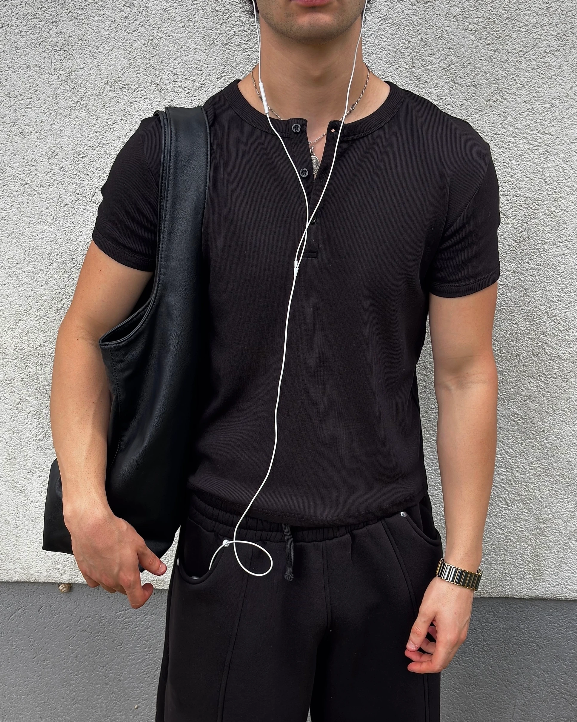 LOCKHIGH SLIM-FIT HENLEY TEE - BLACK