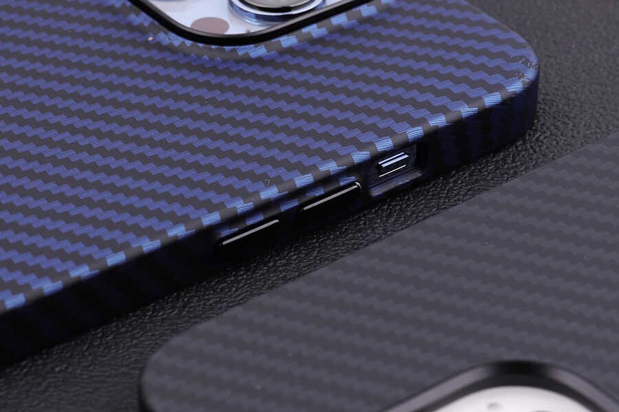 Apple iPhone 13 Pro Kılıf Karbon Fiber Tasarımlı Zore Karbono Kapak