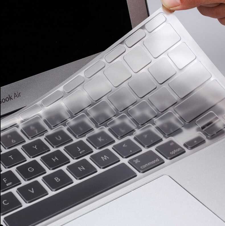 Apple Macbook 13' Pro Touch Bar A1706 Zore Klavye Koruyucu Şeffaf Silikon Ped
