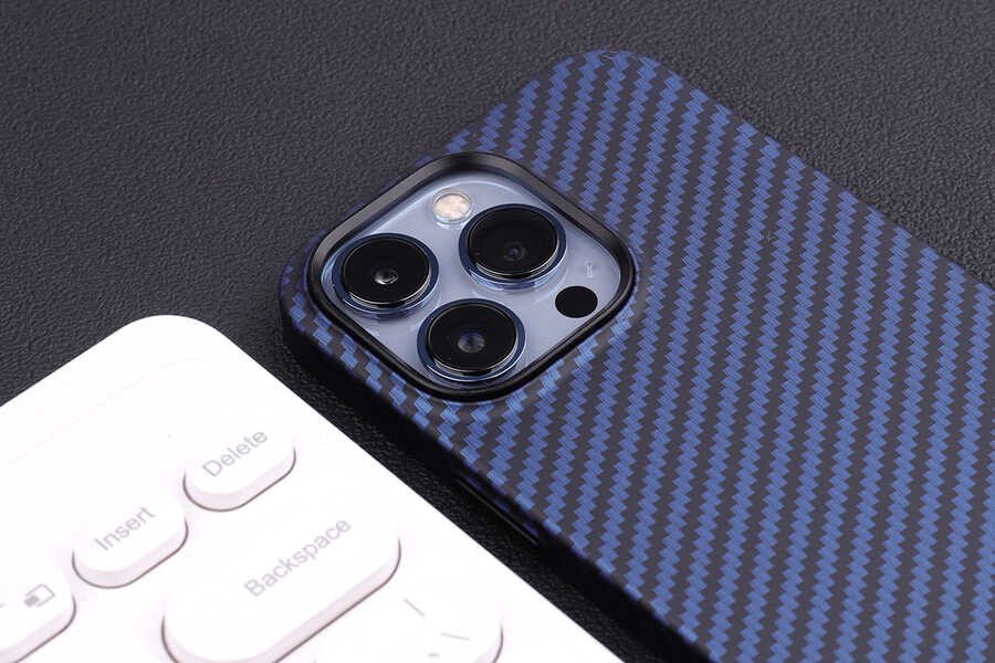 Apple iPhone 13 Pro Kılıf Karbon Fiber Tasarımlı Zore Karbono Kapak