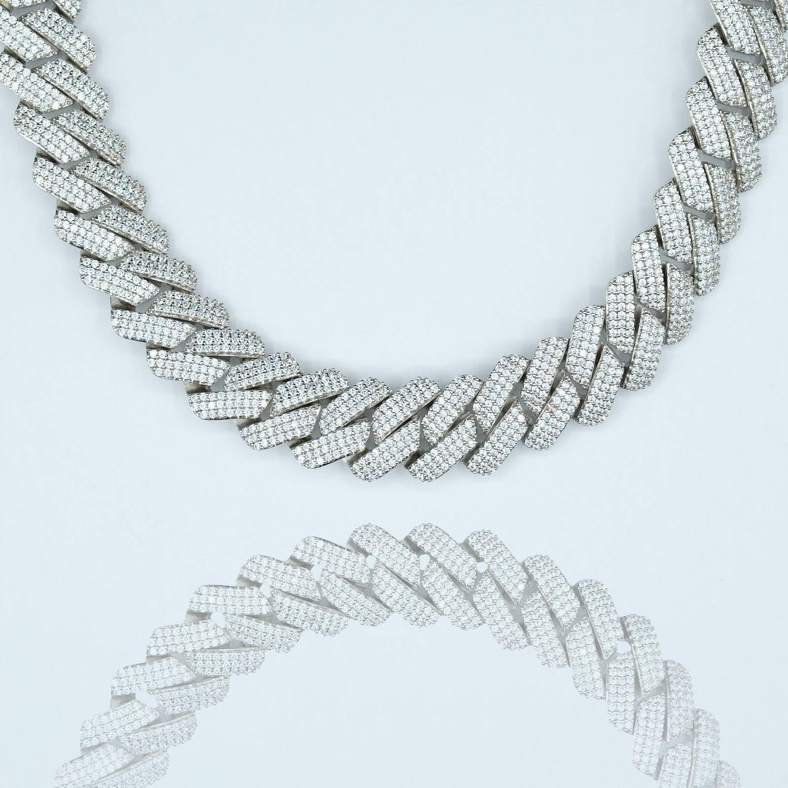 19mm White Gold Plated Cuban Chain