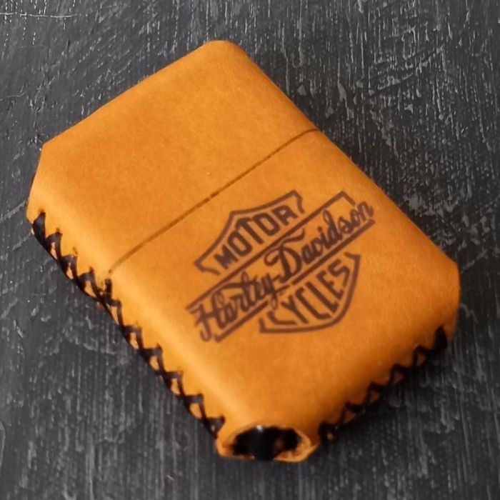 Kişiye Özel Benzinli Çakmak Hakiki Deri Harley Desenli Zippo Tarzı Çakmak