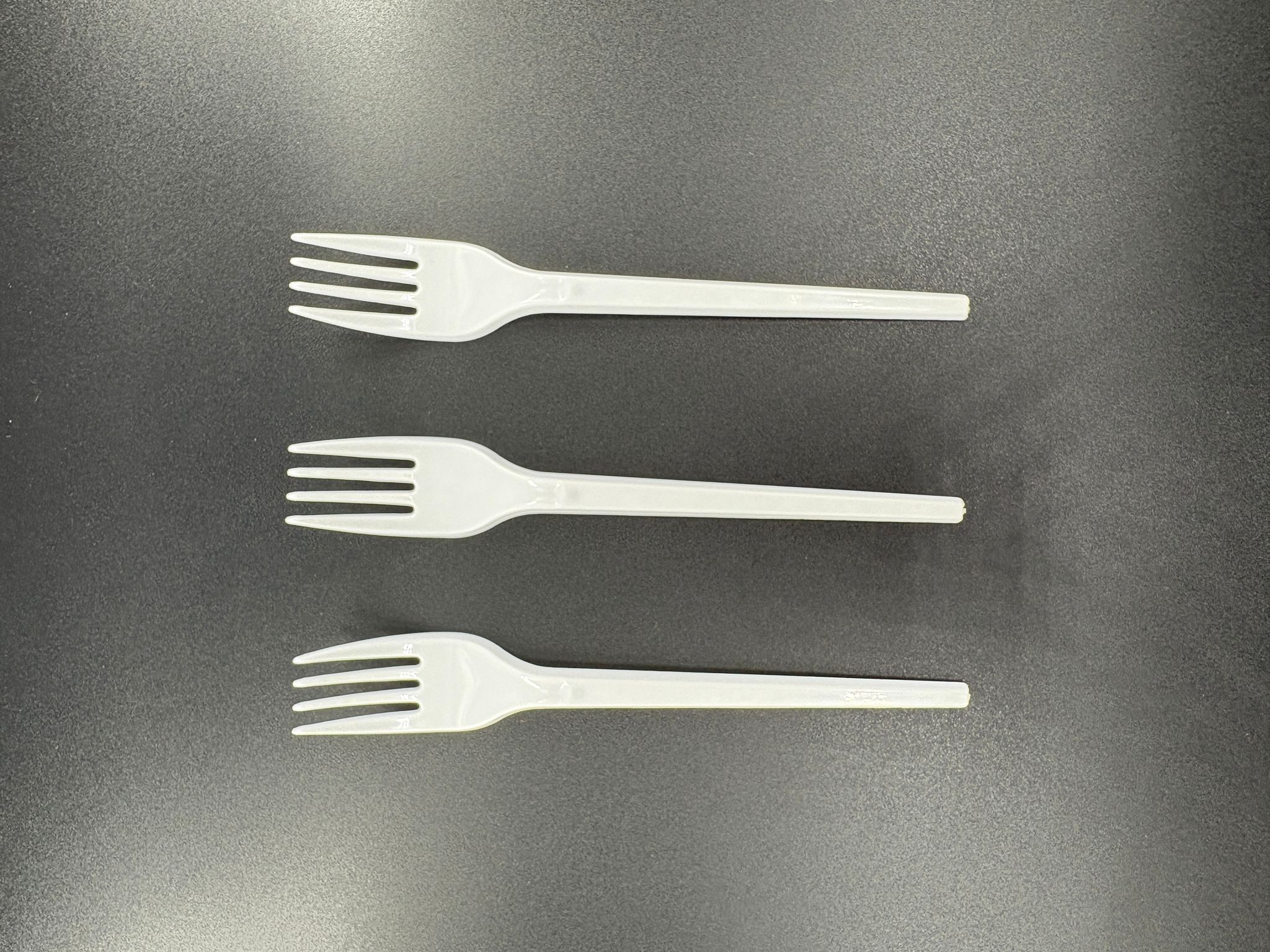  Yıkanabilir Standart Plastik Çatal Beyaz 100'lü Paket