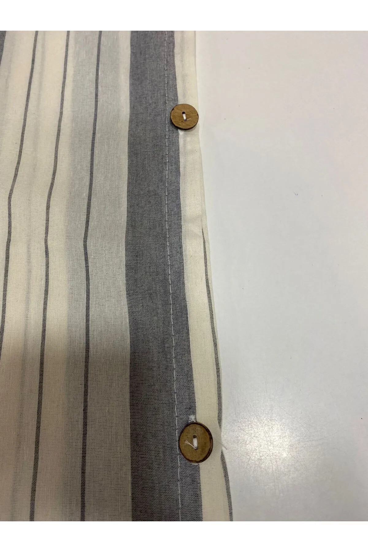 Natural Kumaş Gri Çift Kişilik Çarşaflı Lastikli 4 Yastıklı Nevresim Takımı (6 Parça)