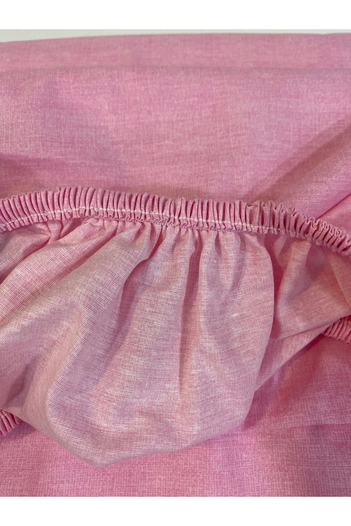 Pembe Kelebekli Çift Kişilik Çarşafı Lastikli 6 Parça Nevresim Takımı