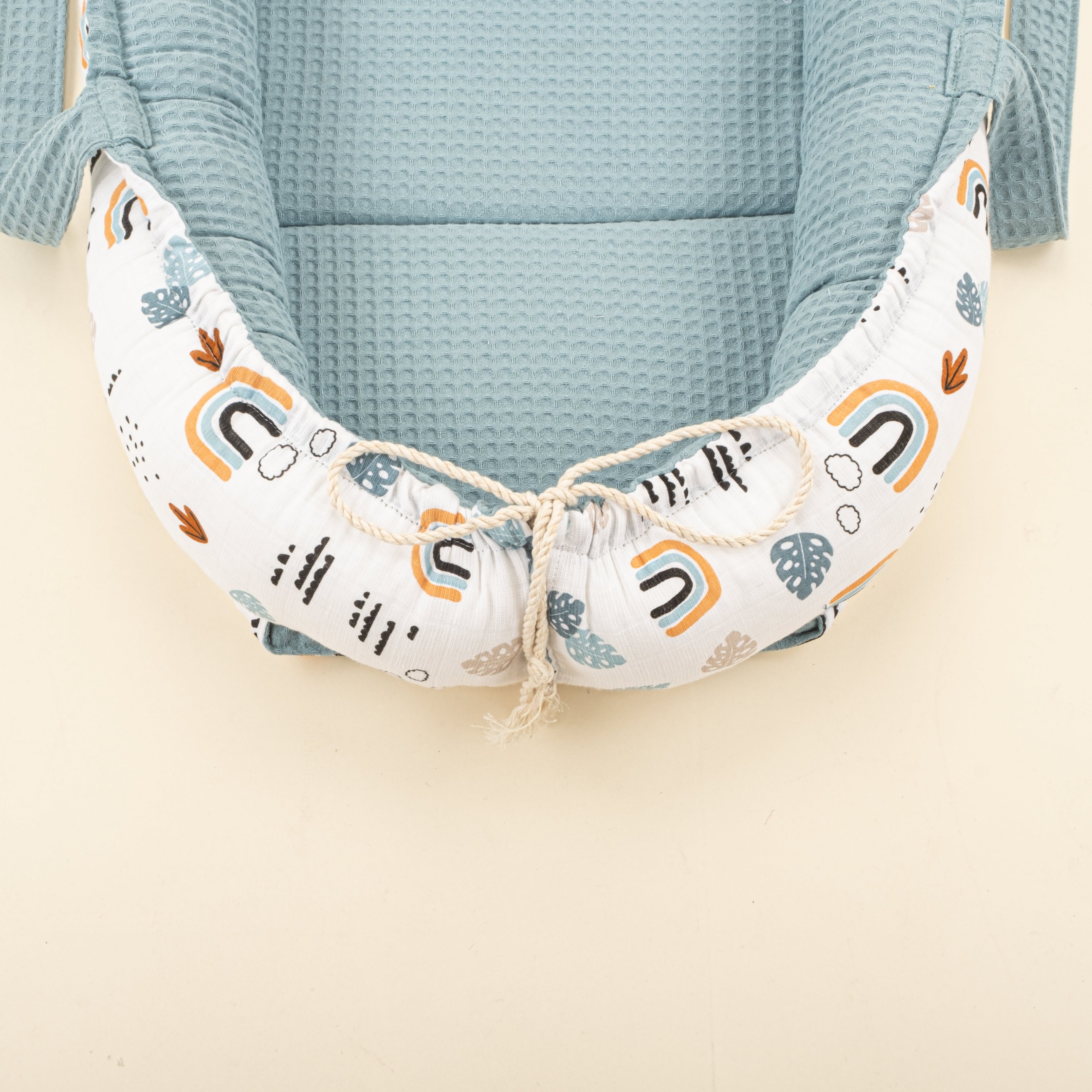 Babynest ve Yastık - Çift Taraflı - Petrol Mavisi Petek - Petrol Mavisi Gökkuşağı