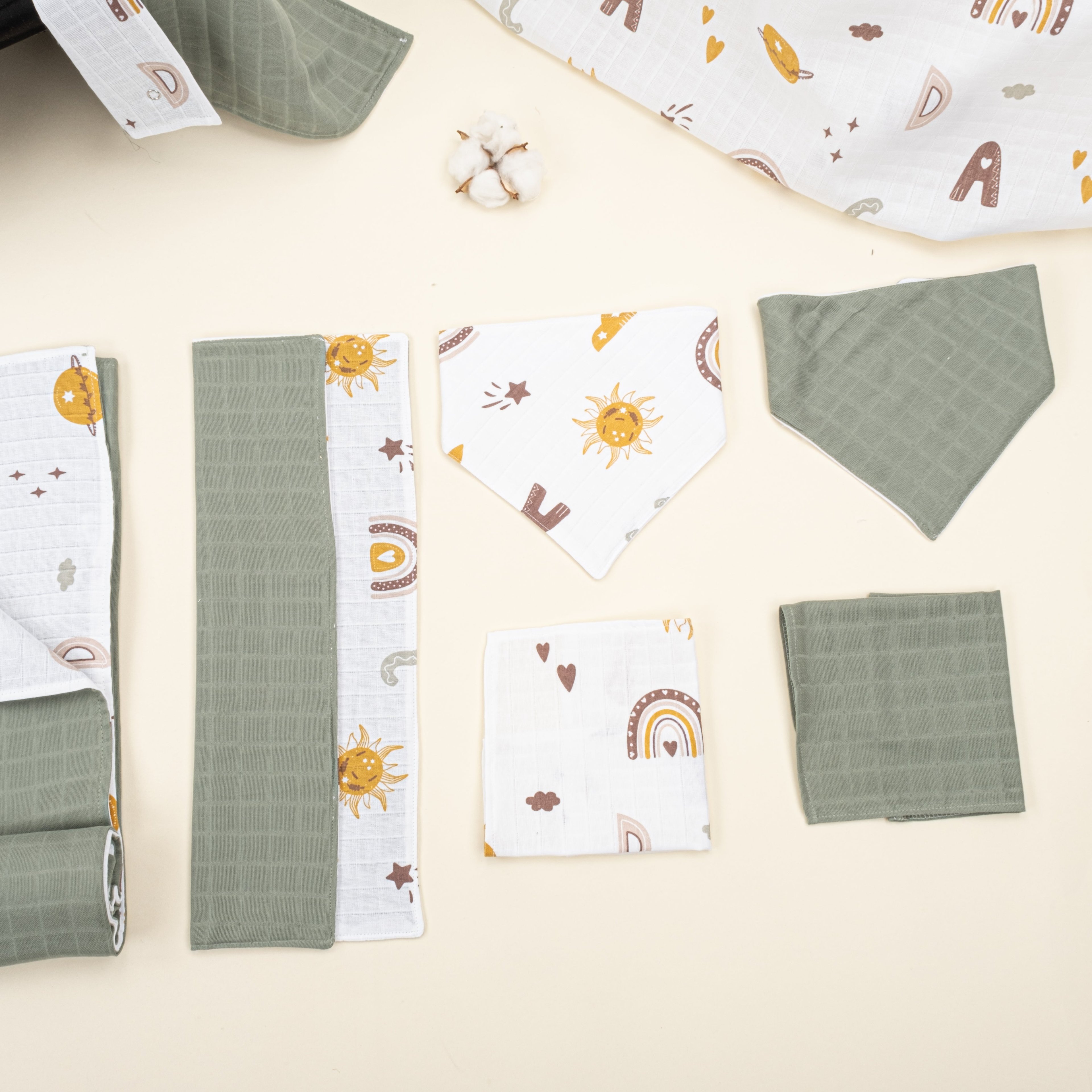 9 Parça Avantajlı Set - Çift Taraflı - Haki Muslin - Galaksi ve Harfler