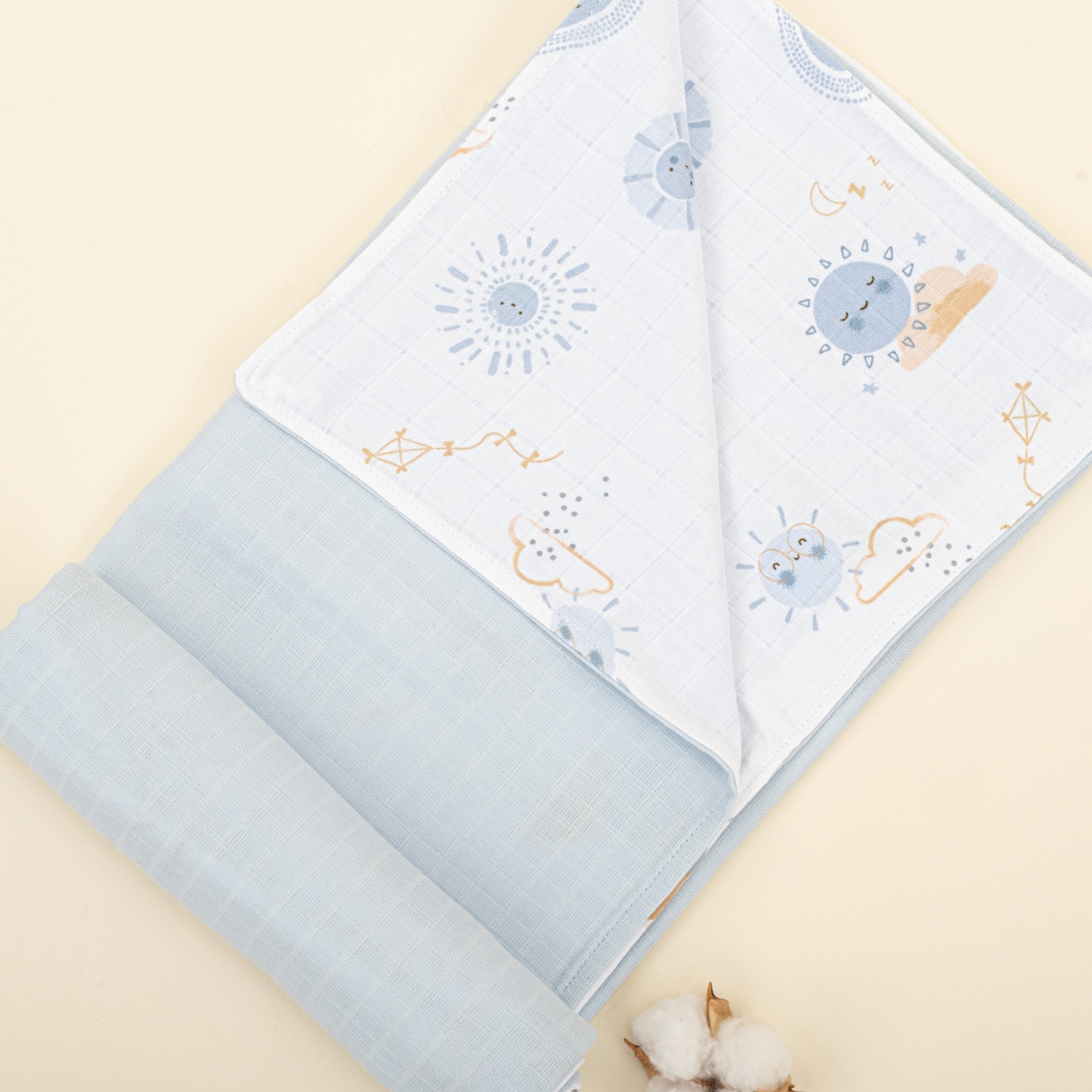 Çift Taraflı Muslin Örtü - Bebe Mavi Muslin - Mavi Güneş