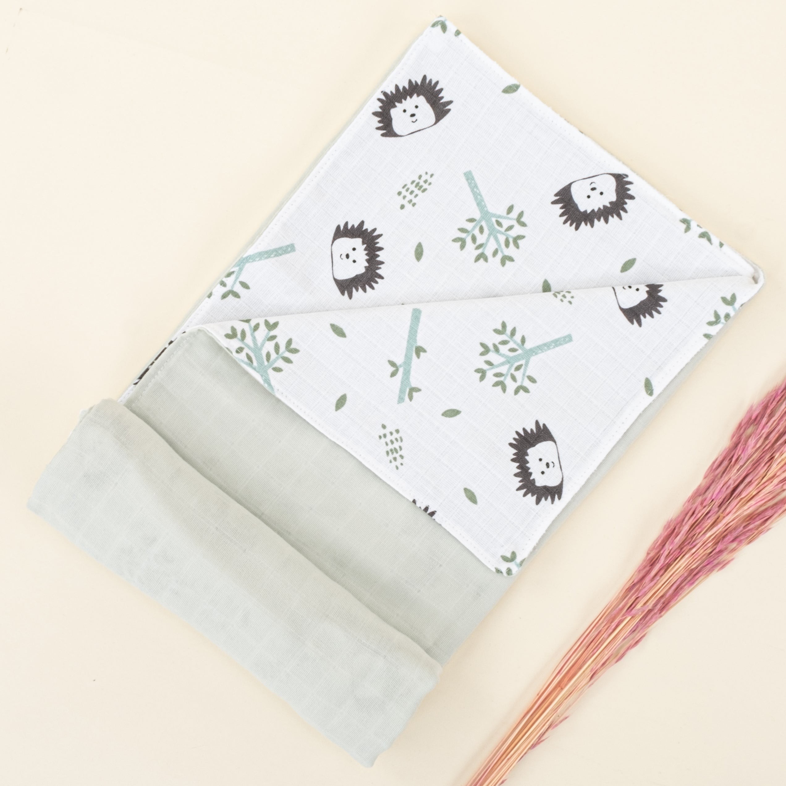 Çift Taraflı Muslin Örtü - Açık Yeşil Muslin - Kirpi