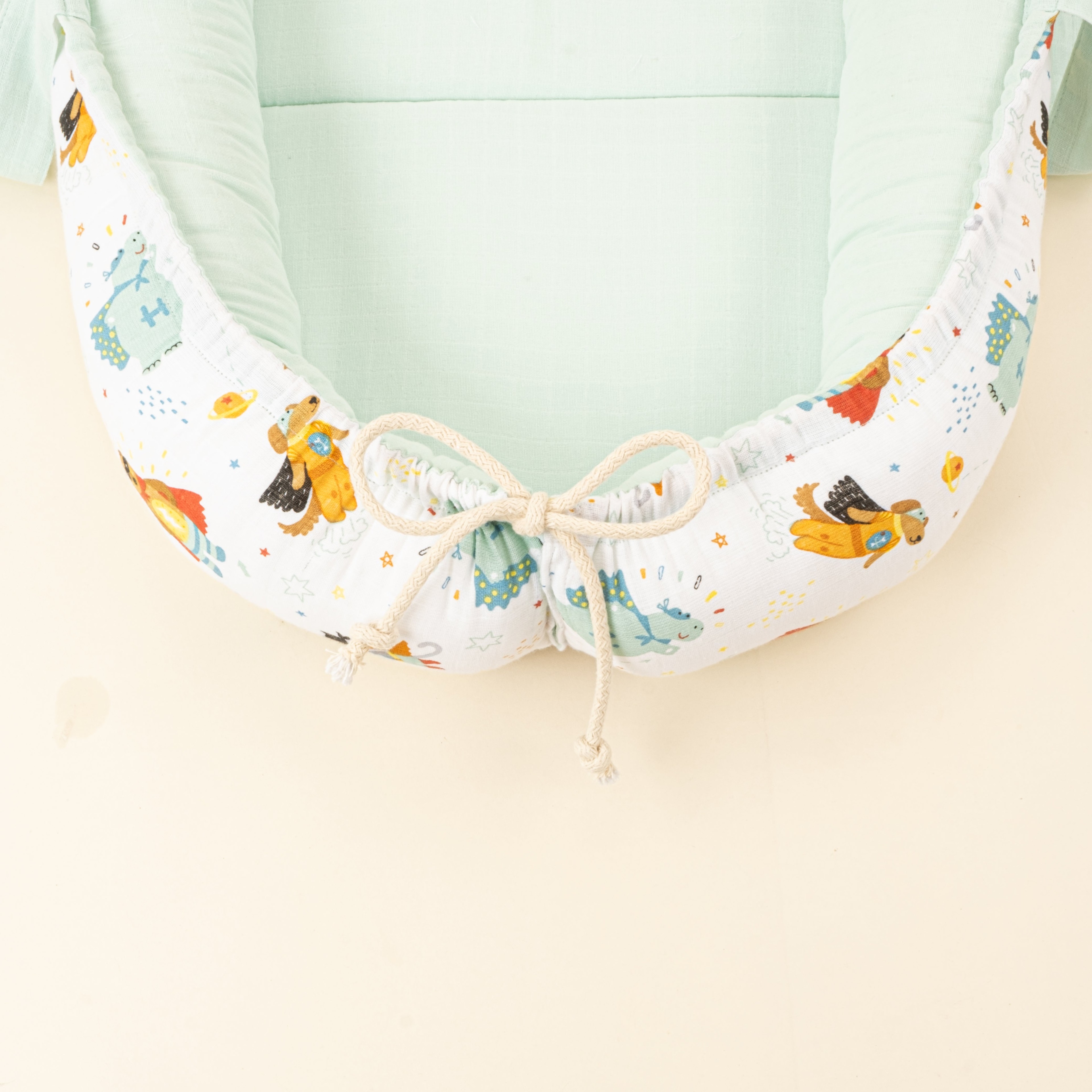 Babynest ve Yastık - Çift Taraflı - Su Yeşili Muslin - Süper Kahramanlar