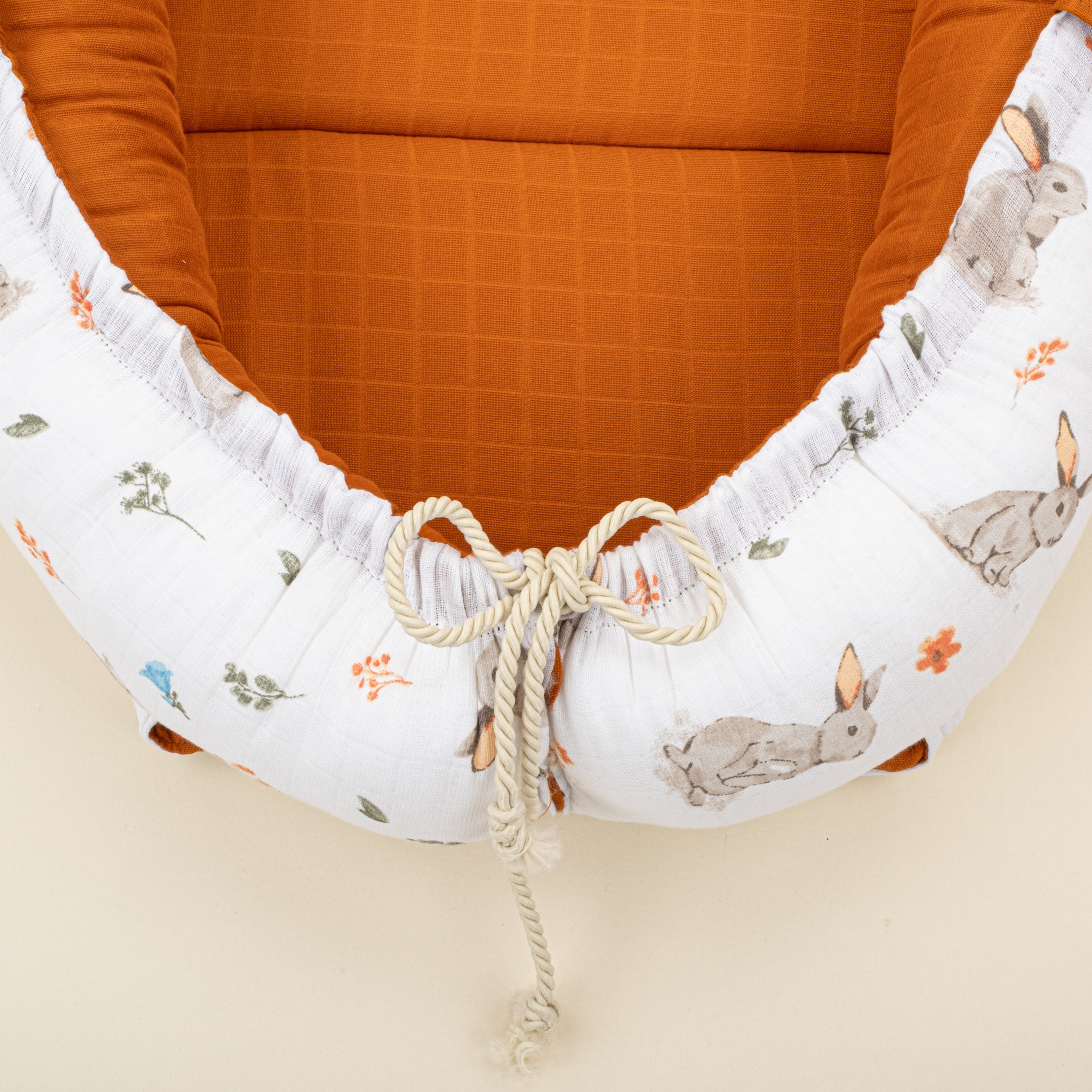 Babynest ve Yastık- Çift Taraflı - Kiremit Muslin - Kahverengi Tavşan