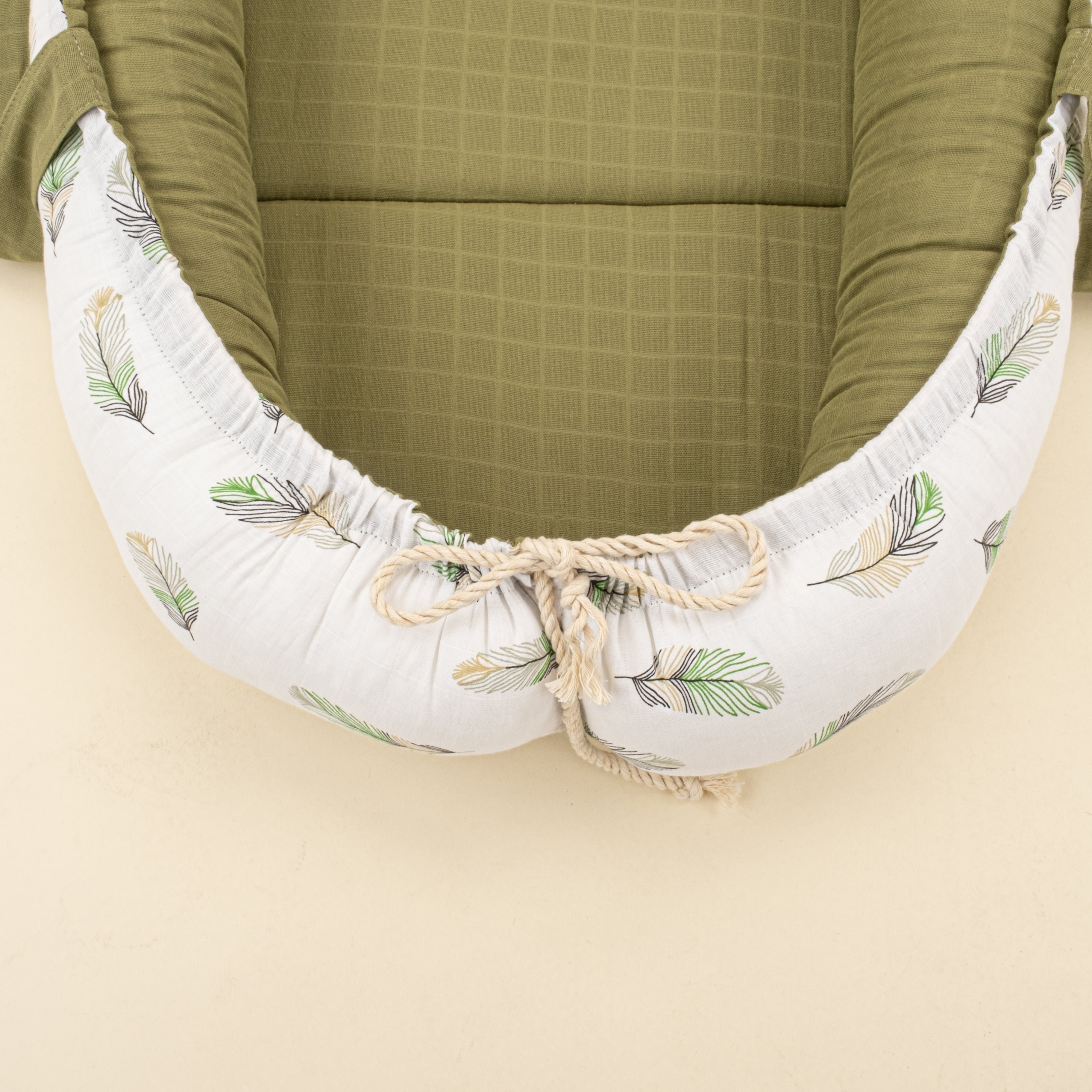 Babynest ve Yastık - Çift Taraflı - Koyu Fıstık Yeşili Muslin - Yeşil Tüy
