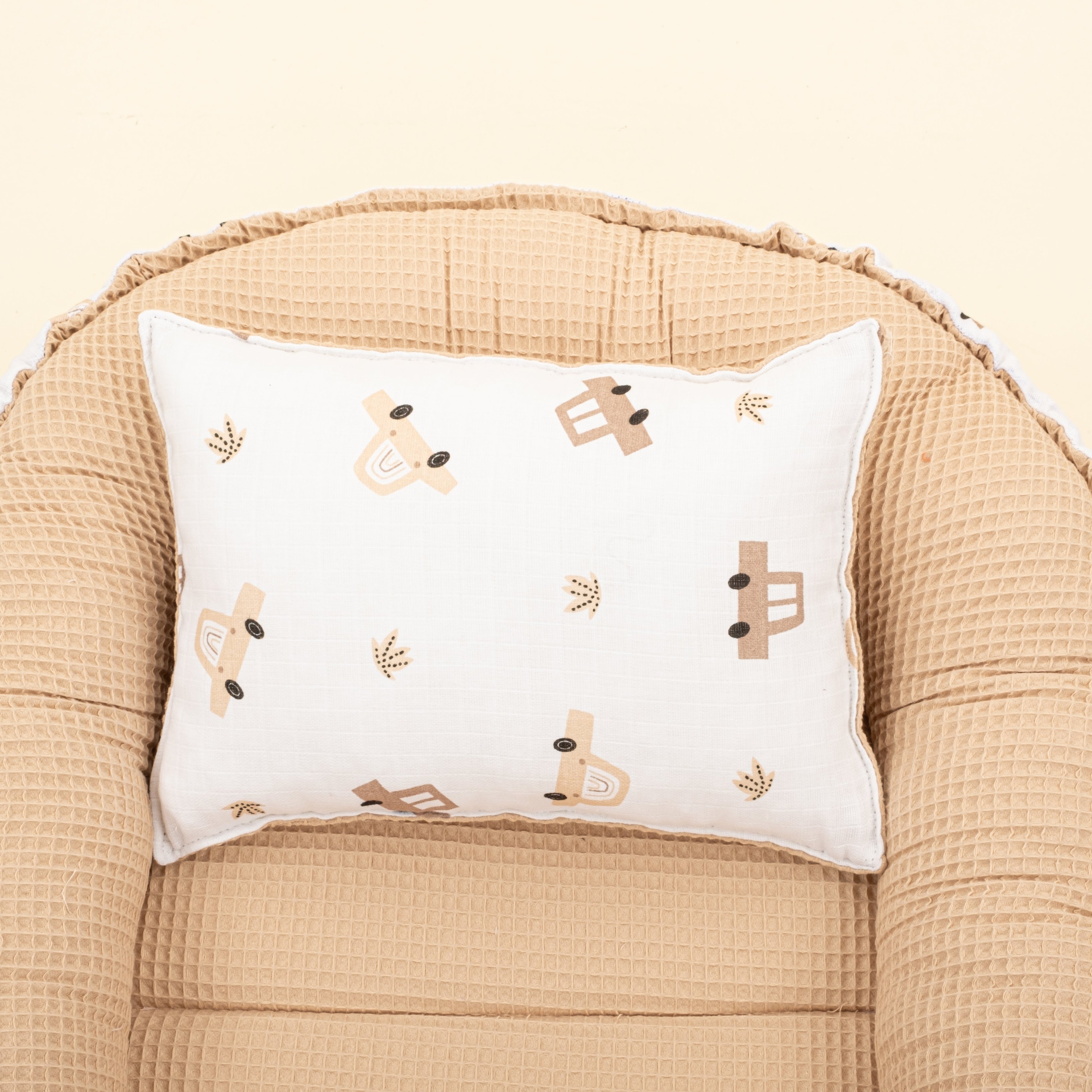 Babynest ve Yastık- Çift Taraflı - Bej Petek - Kahverengi Arabalar
