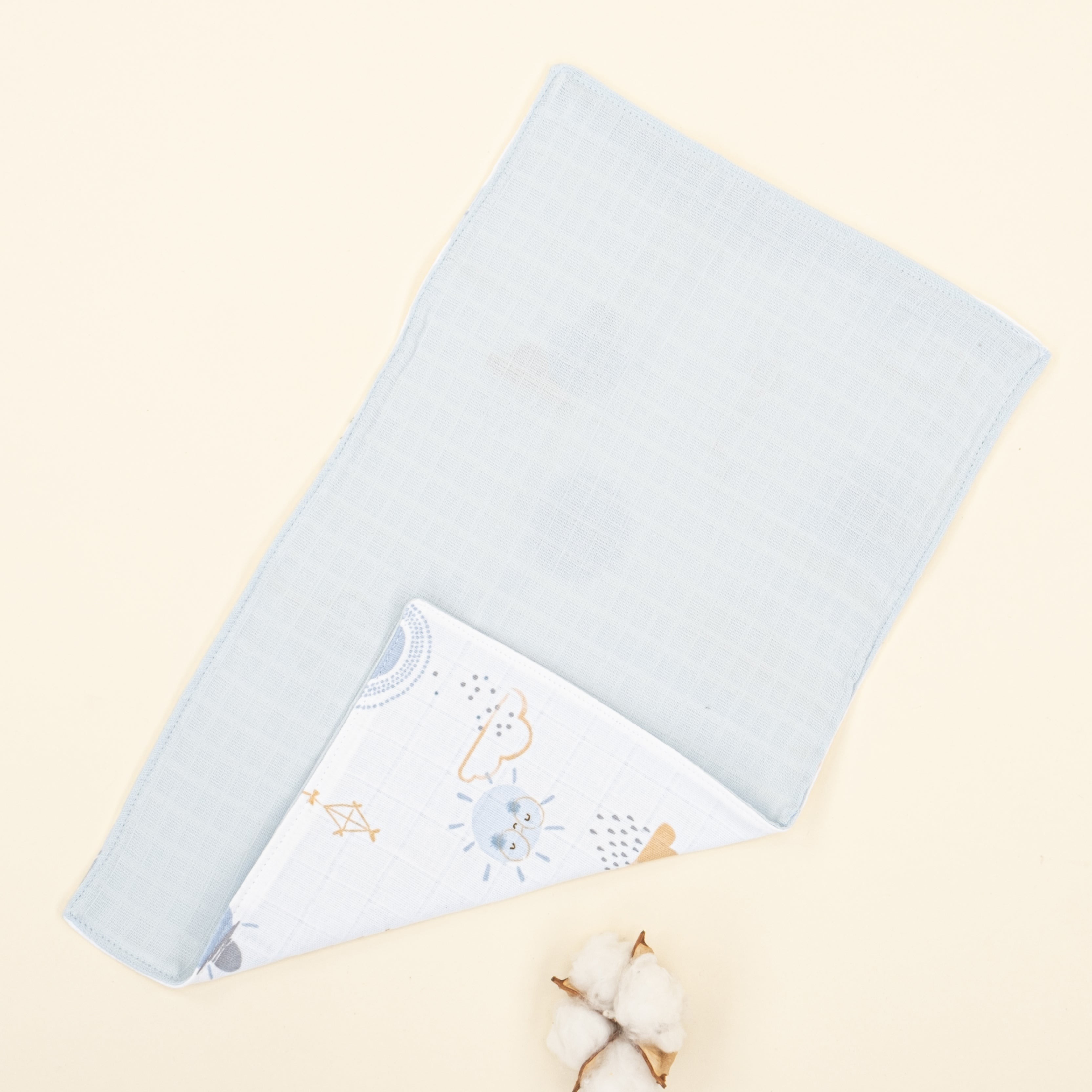 Önlük ve Mendil Seti - Çift Taraflı - Bebe Mavi Muslin - Mavi Güneş
