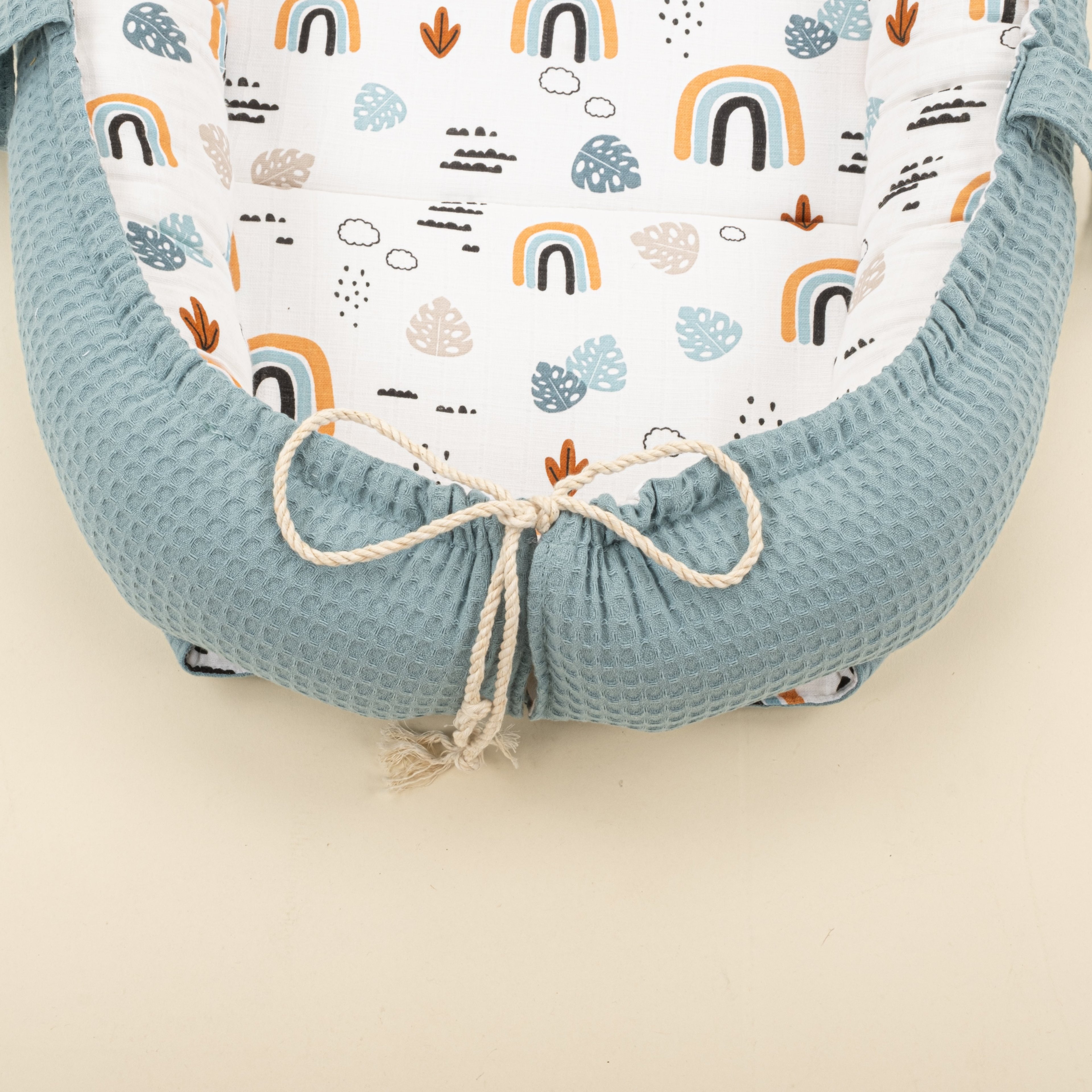 Babynest ve Yastık - Çift Taraflı - Petrol Mavisi Petek - Petrol Mavisi Gökkuşağı