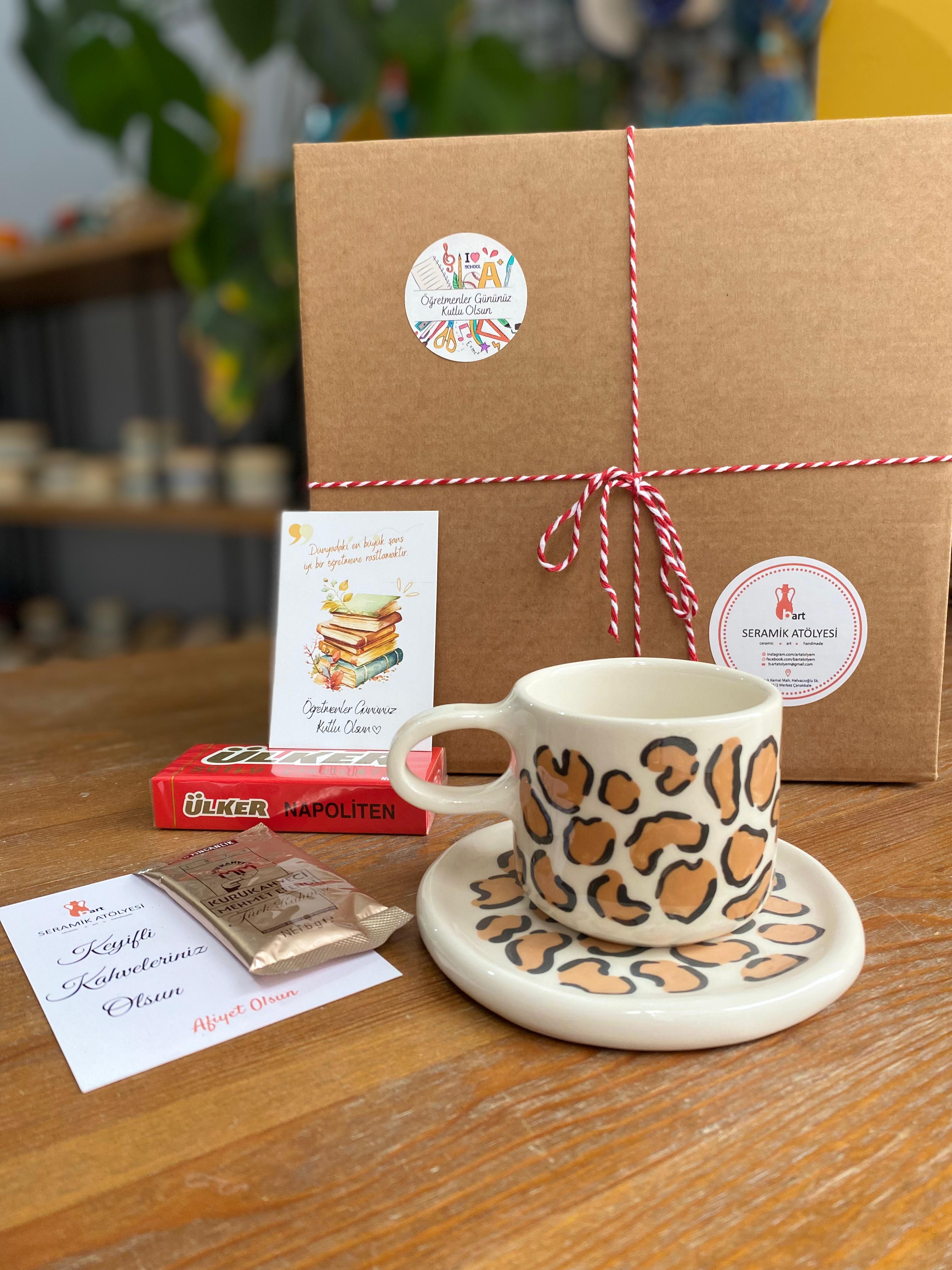 Leopar fincan öğretmenler günü kutusu