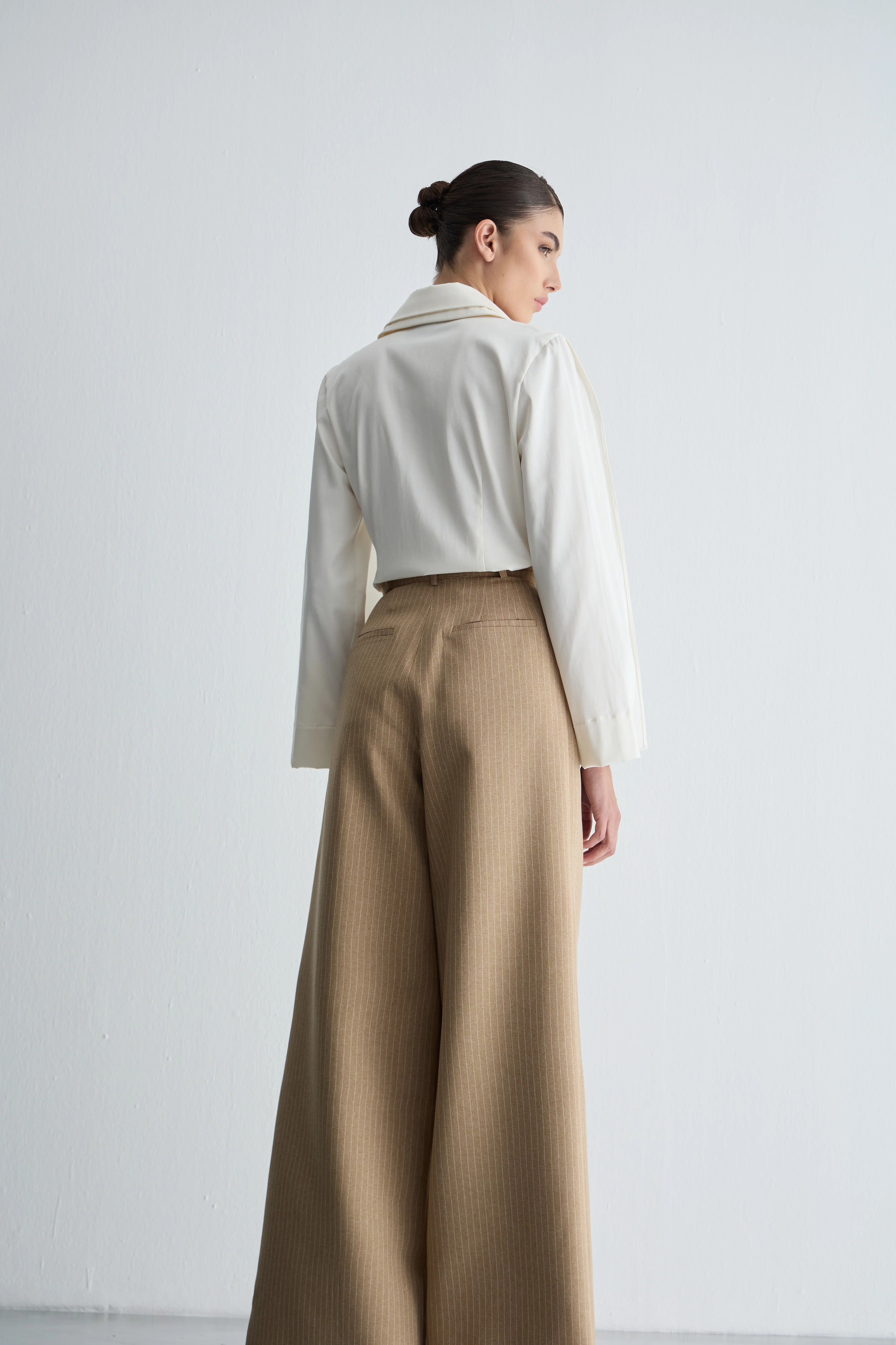 Şal Detaylı Gömlek