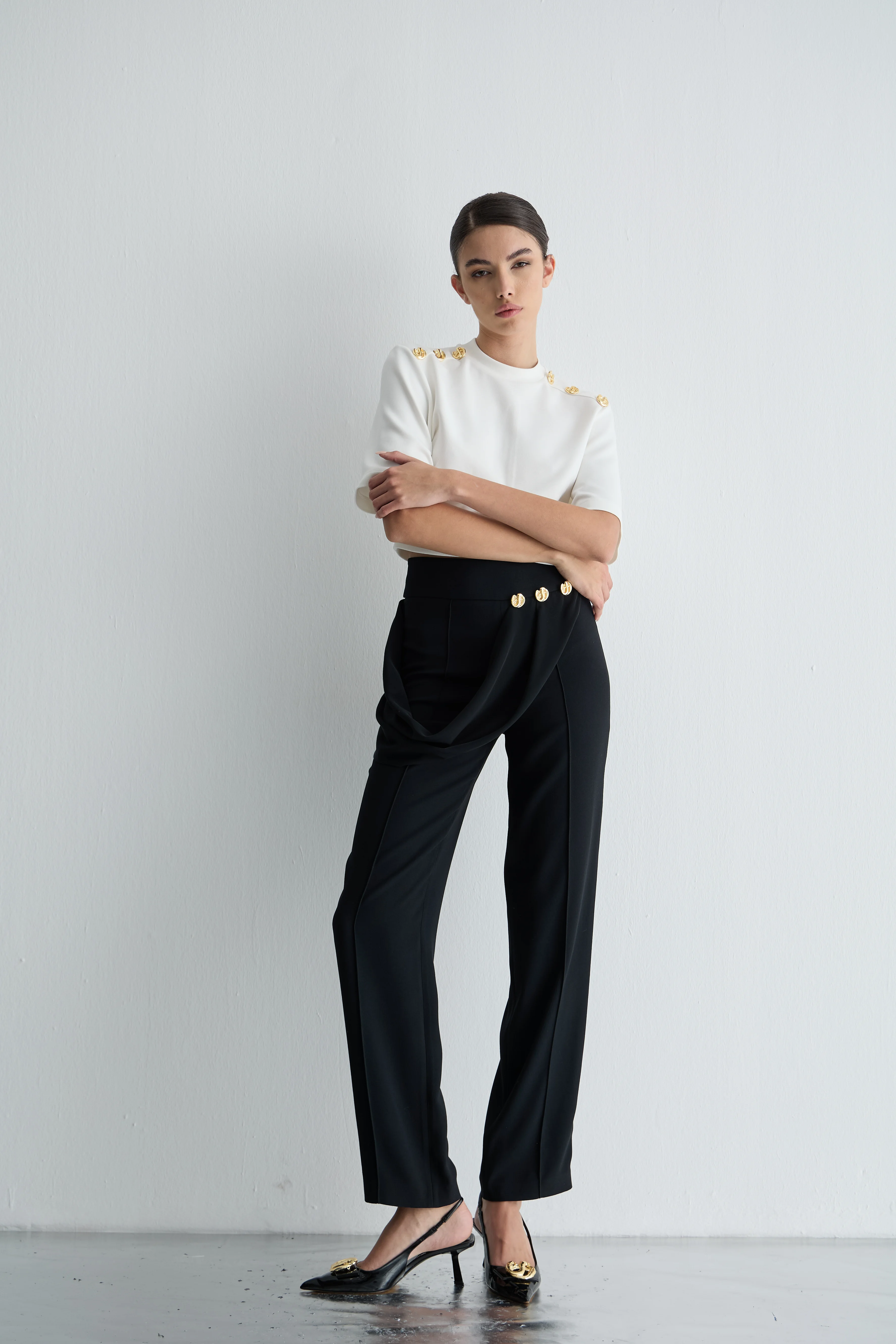 Önü şal detaylı pantolon