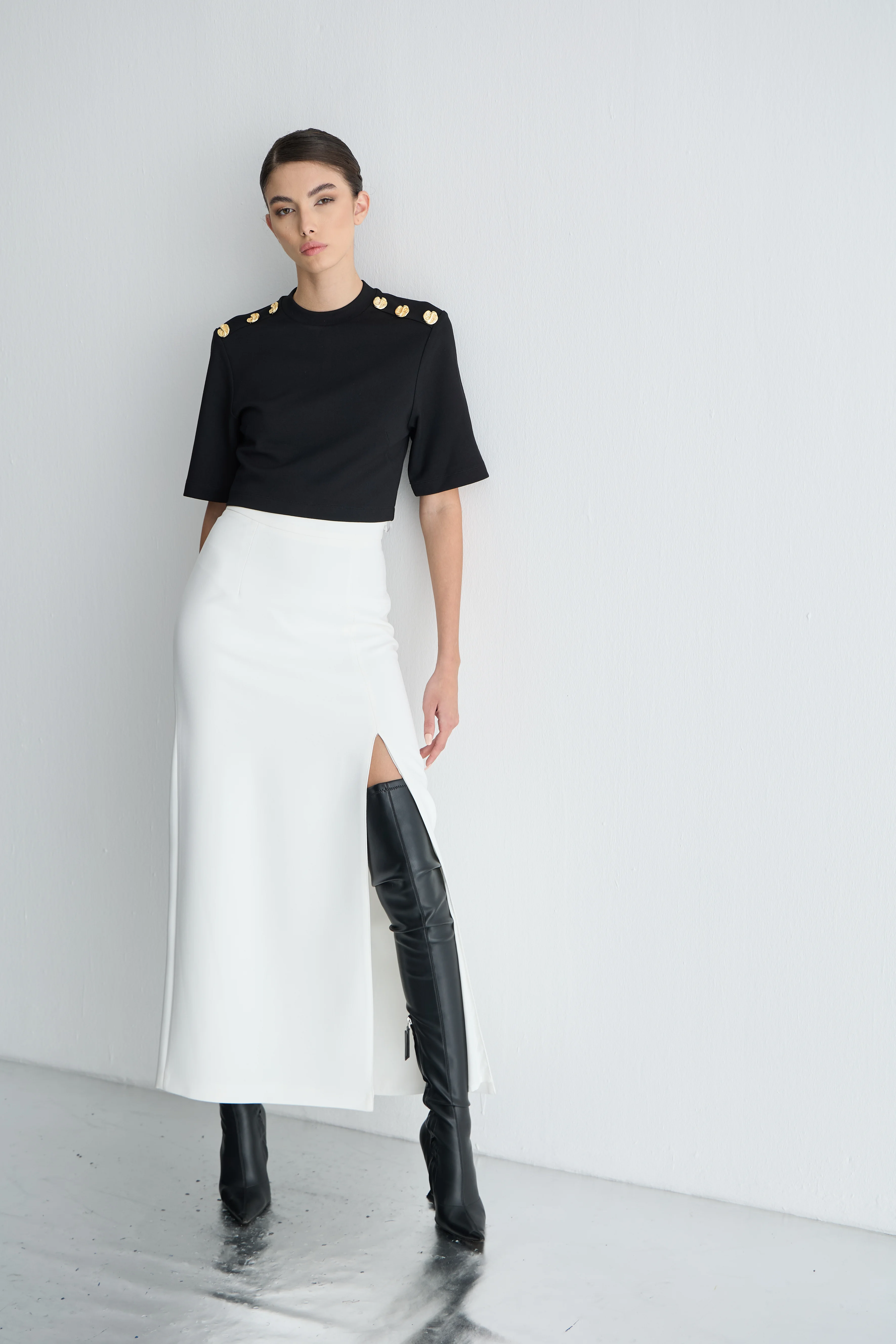 Tek Yırtmaçlı Etek