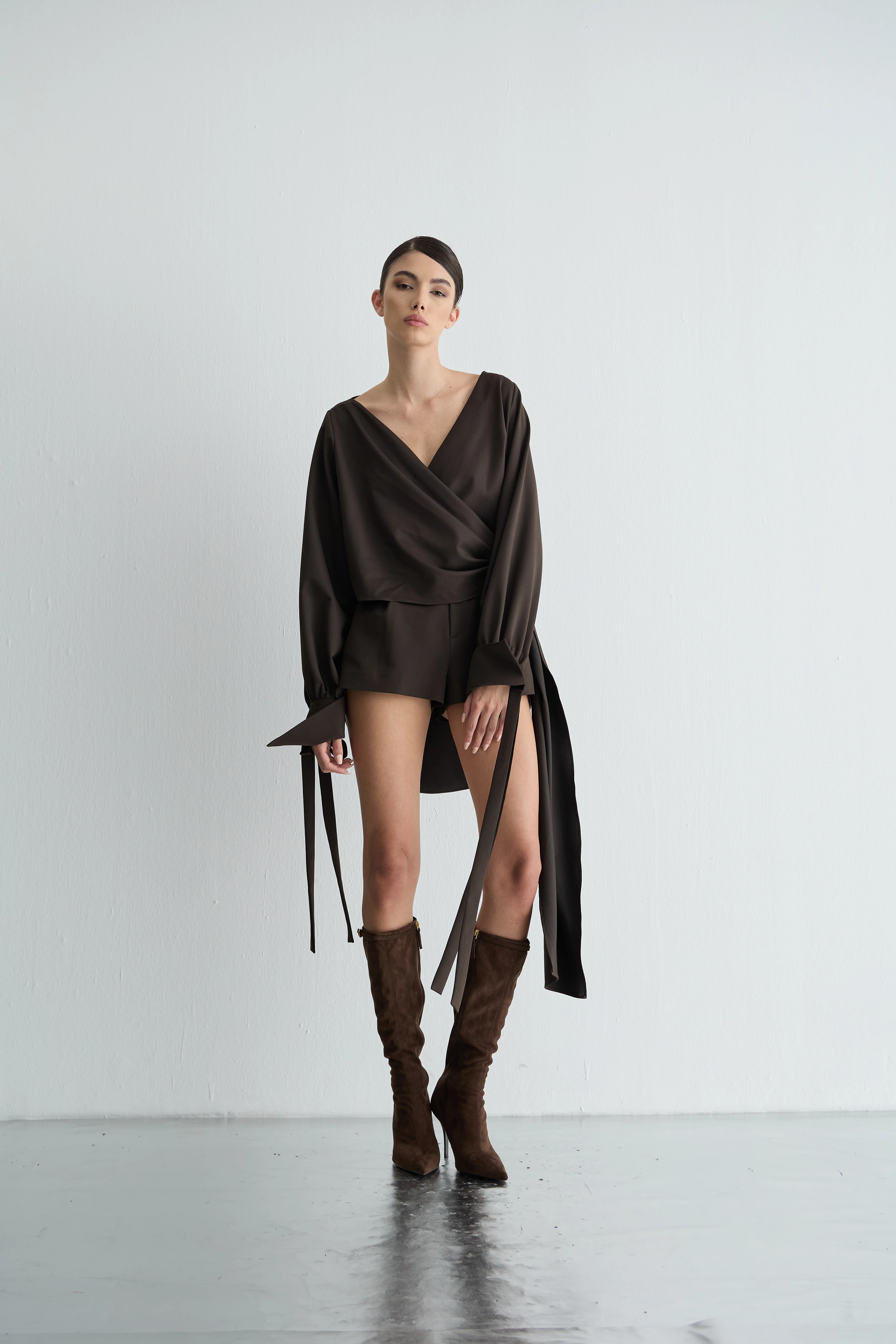 Kahverengi Kruvaze Arkası Uzun Gömlek