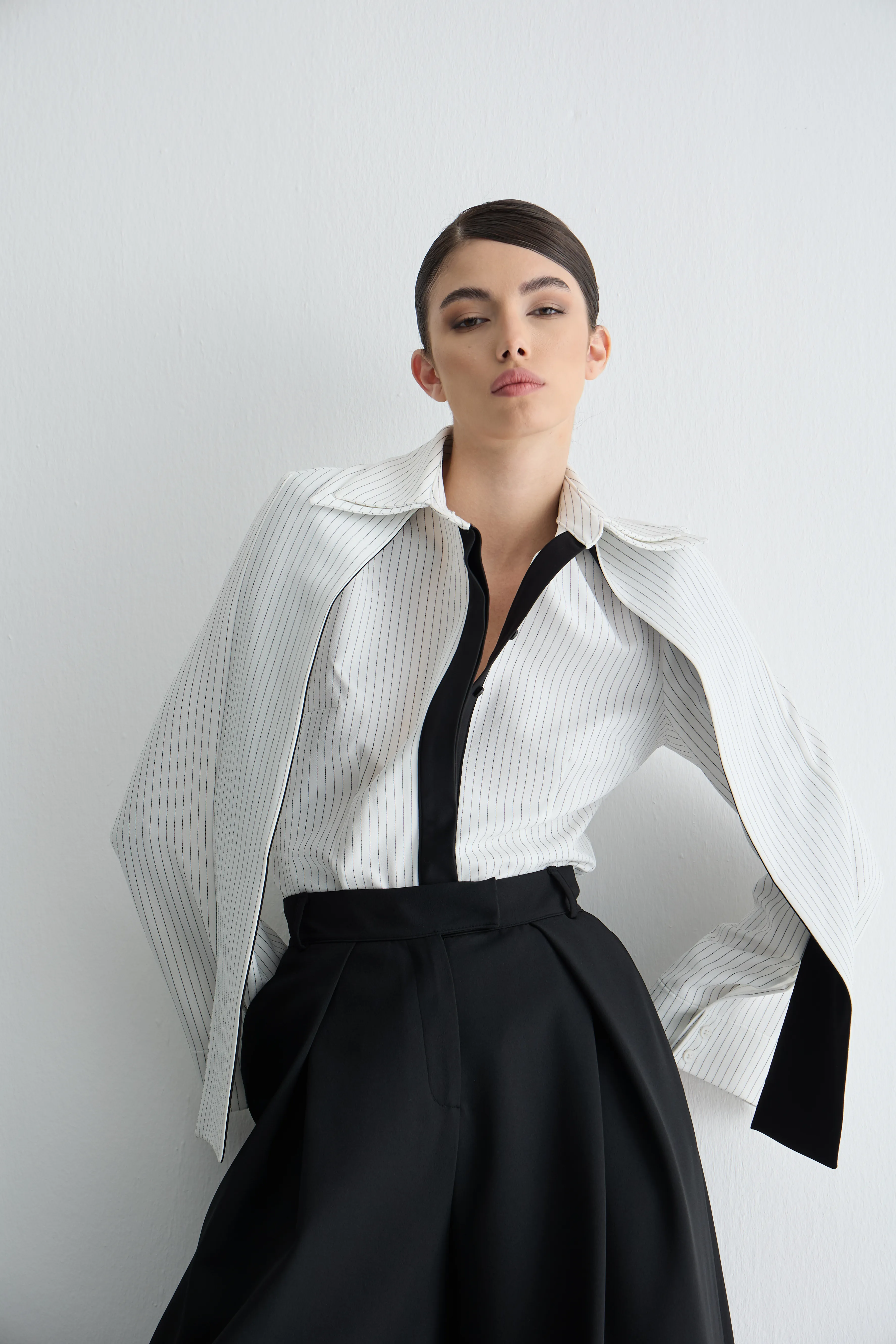 Siyah Patlı Çizgili Gömlek