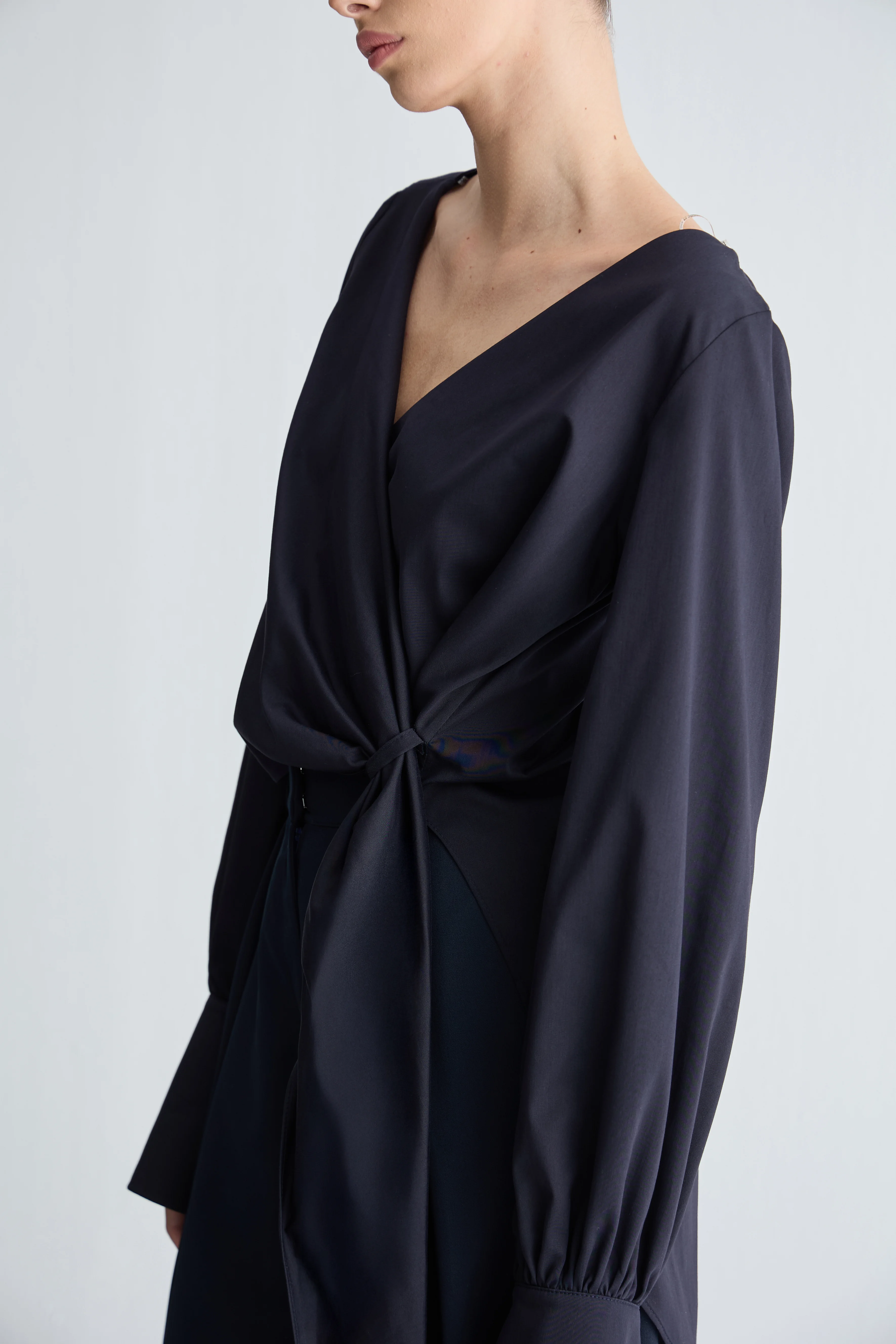 Lacivert Kruvaze Arkası Uzun Gömlek