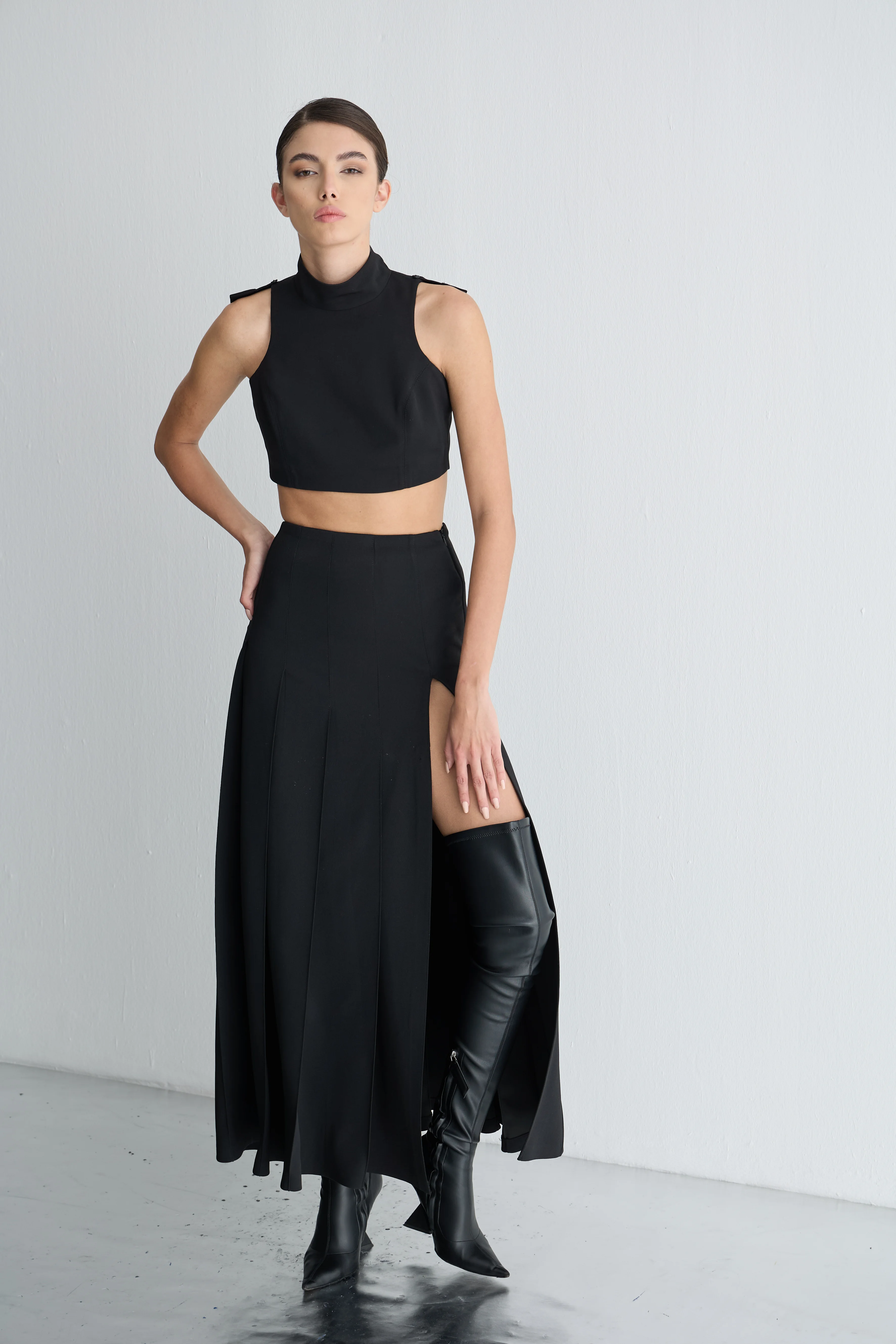 Kapüşonlu Crop Bluz