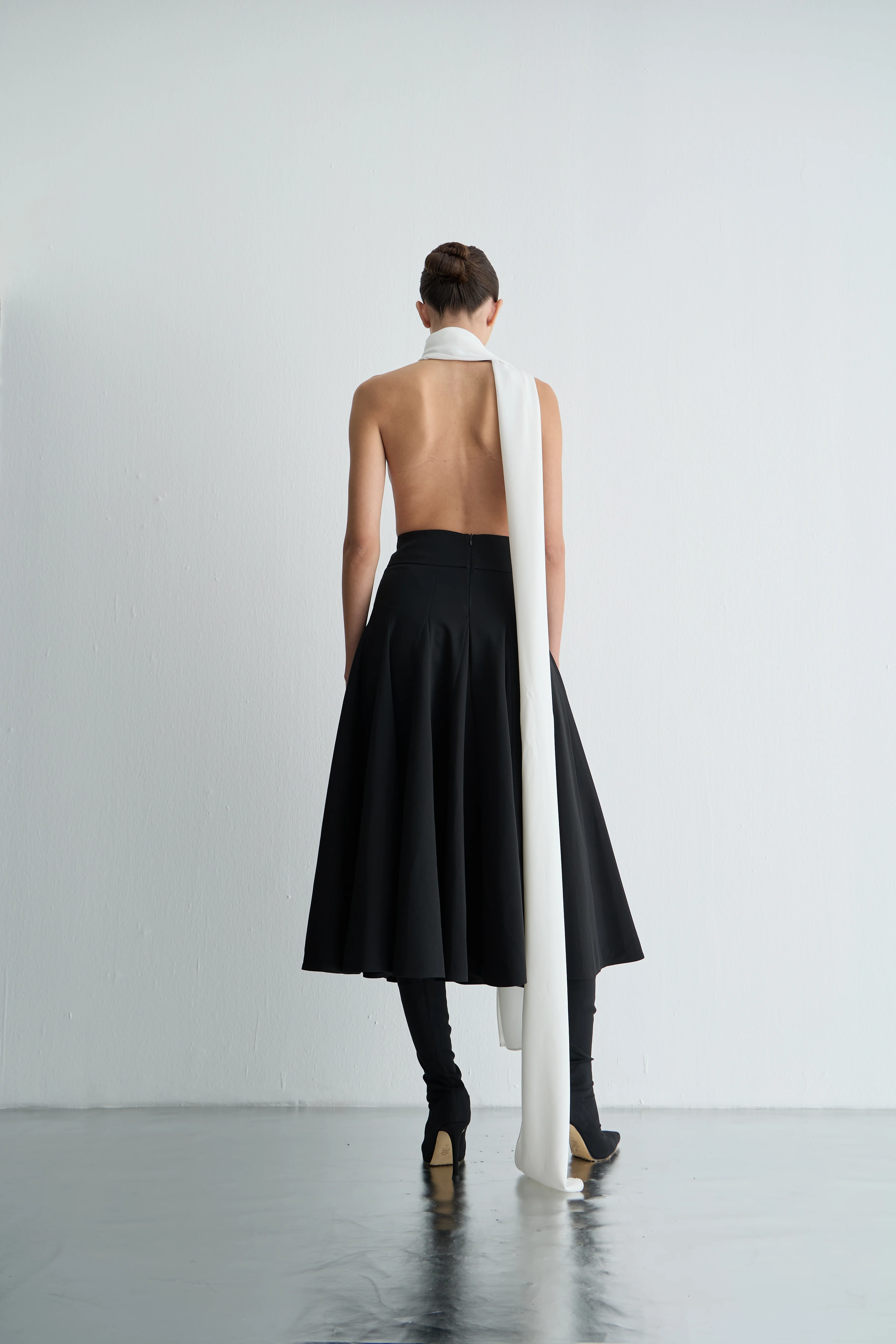 Belden Oturan Parçalı Etek