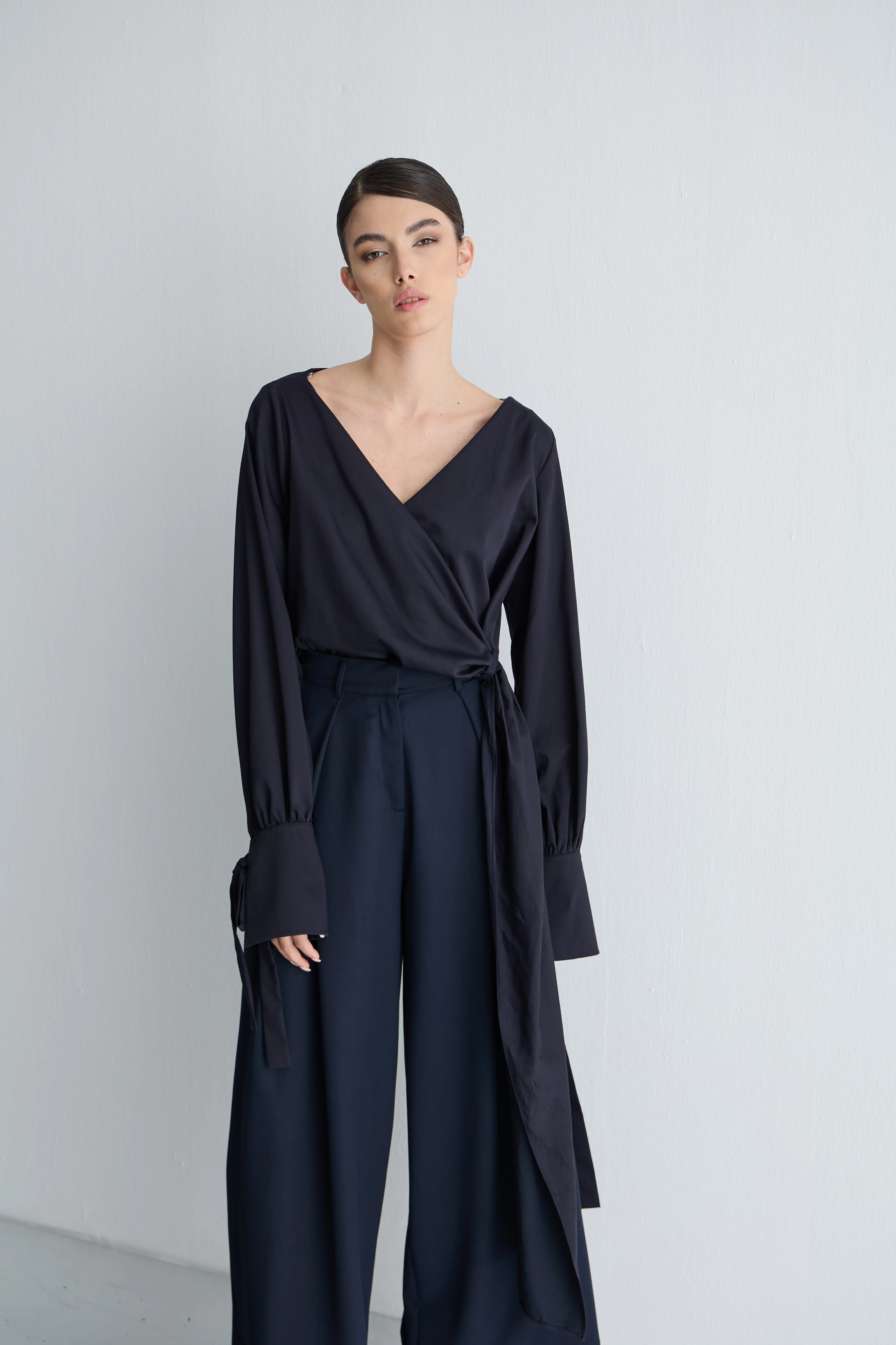 Lacivert Kruvaze Arkası Uzun Gömlek