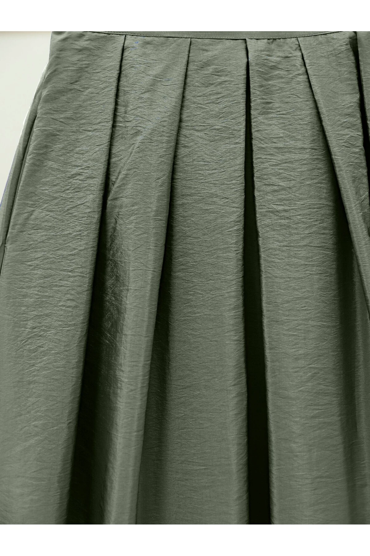 Beli Lastiki Piliseli Paraşüt Etek