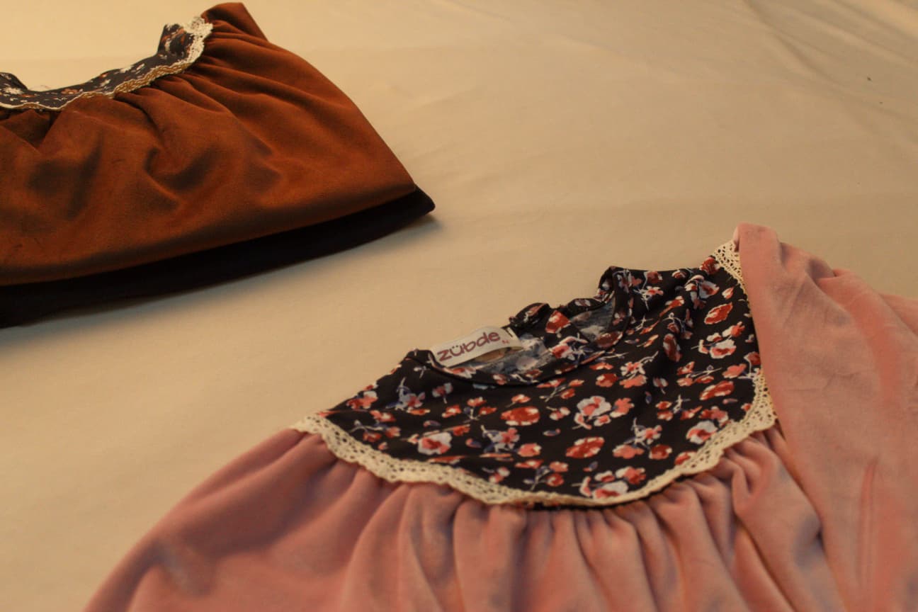 Kadife Dantelli Elbise