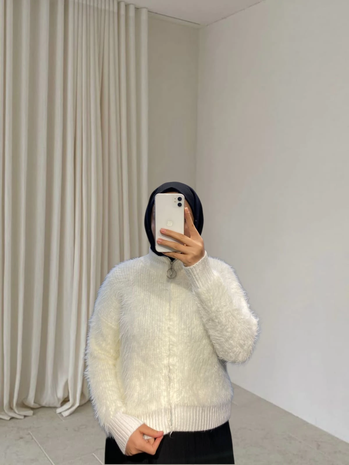 Beste Fermuarlı Peluş Hırka