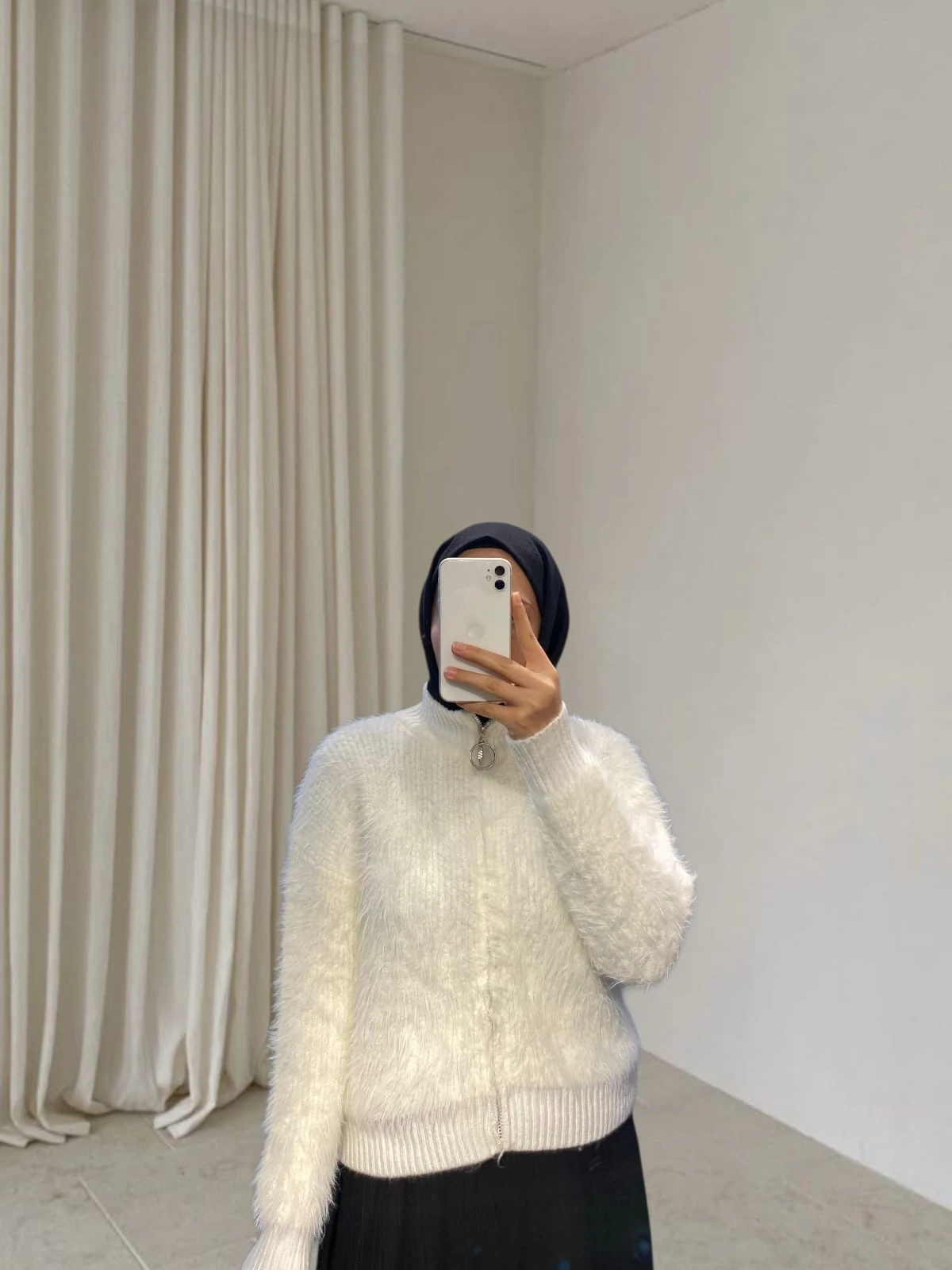 Beste Fermuarlı Peluş Hırka