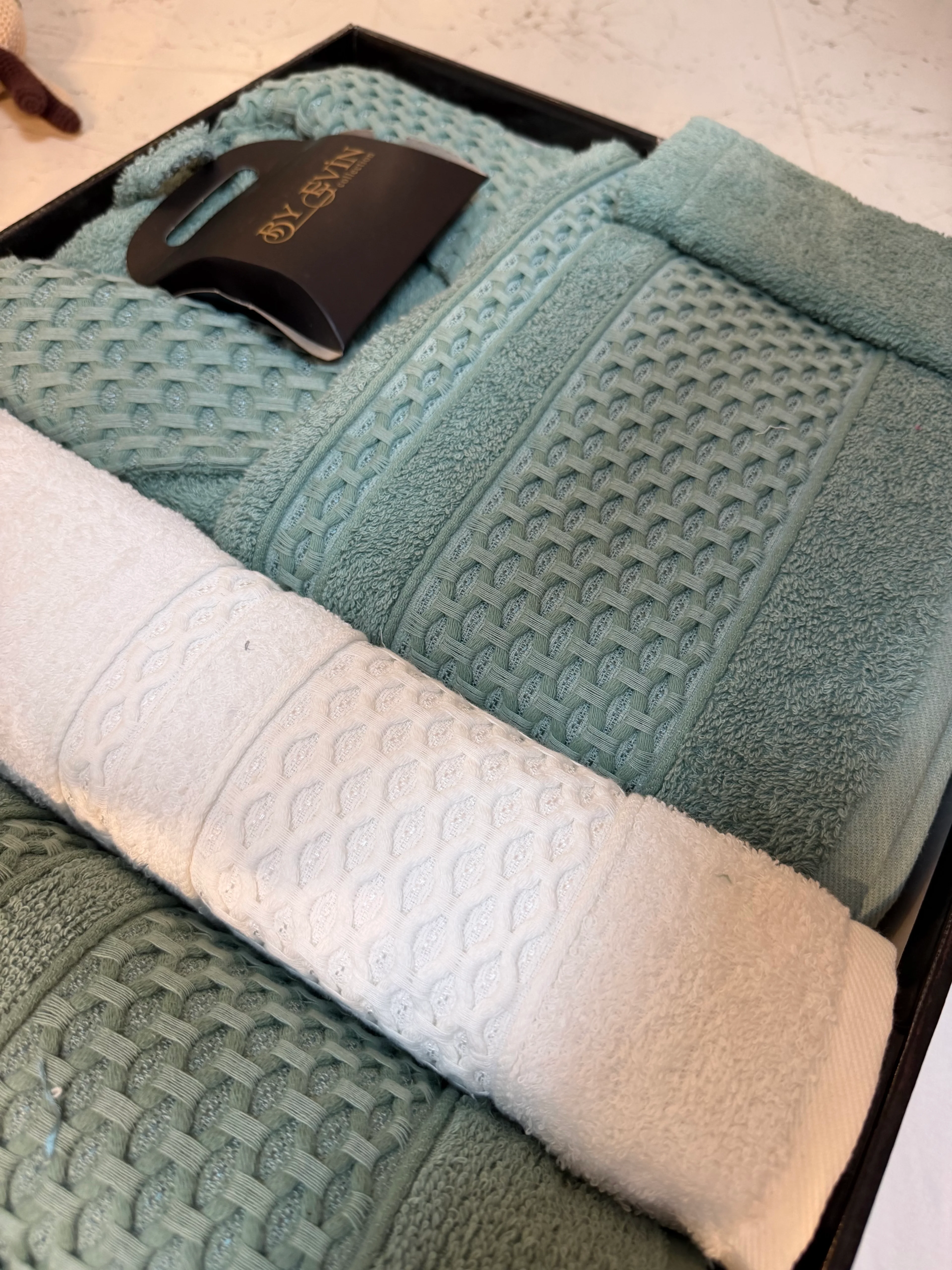 BORNOZ SETİ 10 PARÇA AİLE SETİ / MİNT KREM