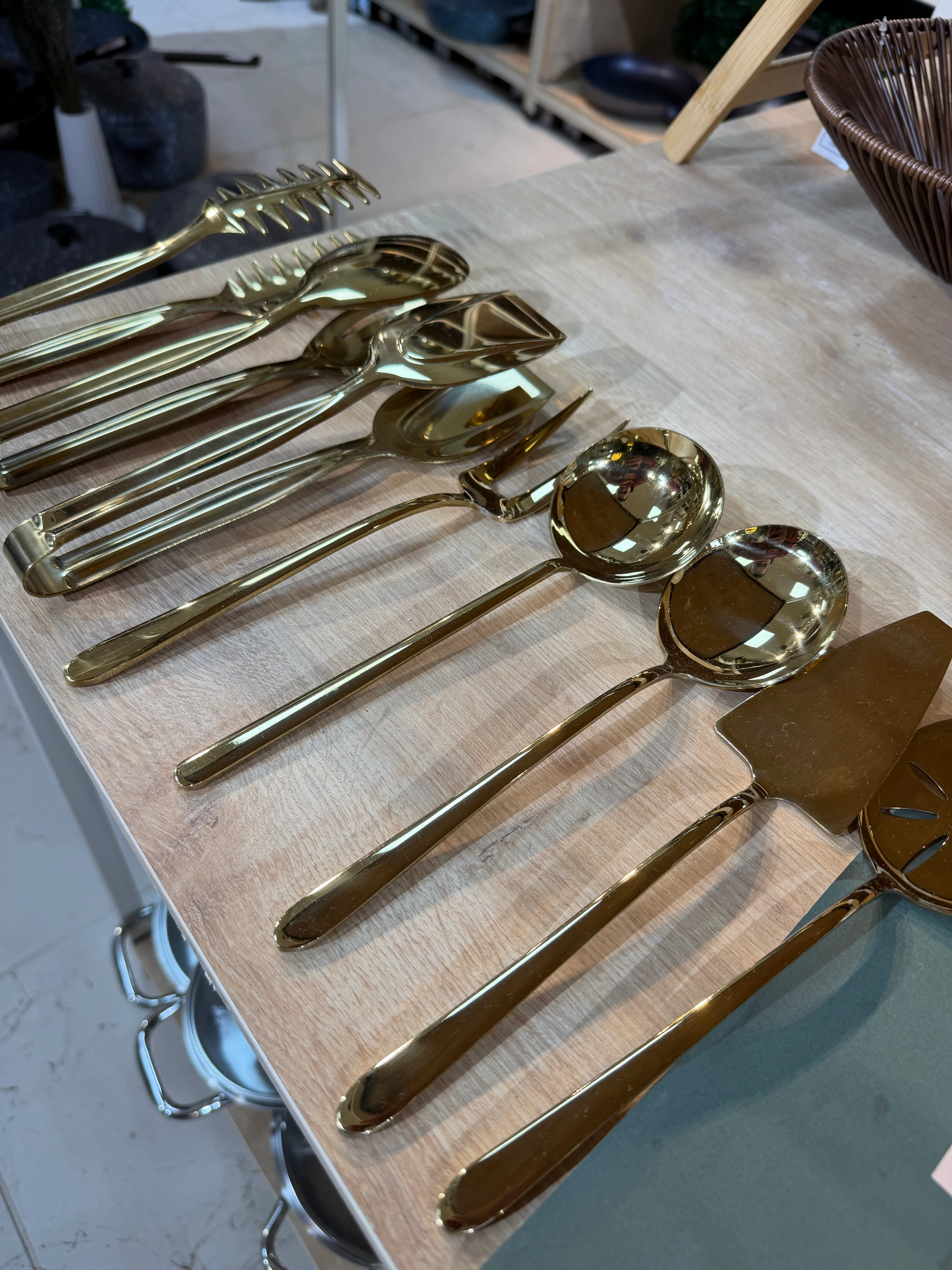 SERVİS SETİ 8 PARÇA SUNUM SETİ MİDİ / MAŞA SETİ + SERVİS SETİ MİNİ BOY SOFRADA SUNUMLUK