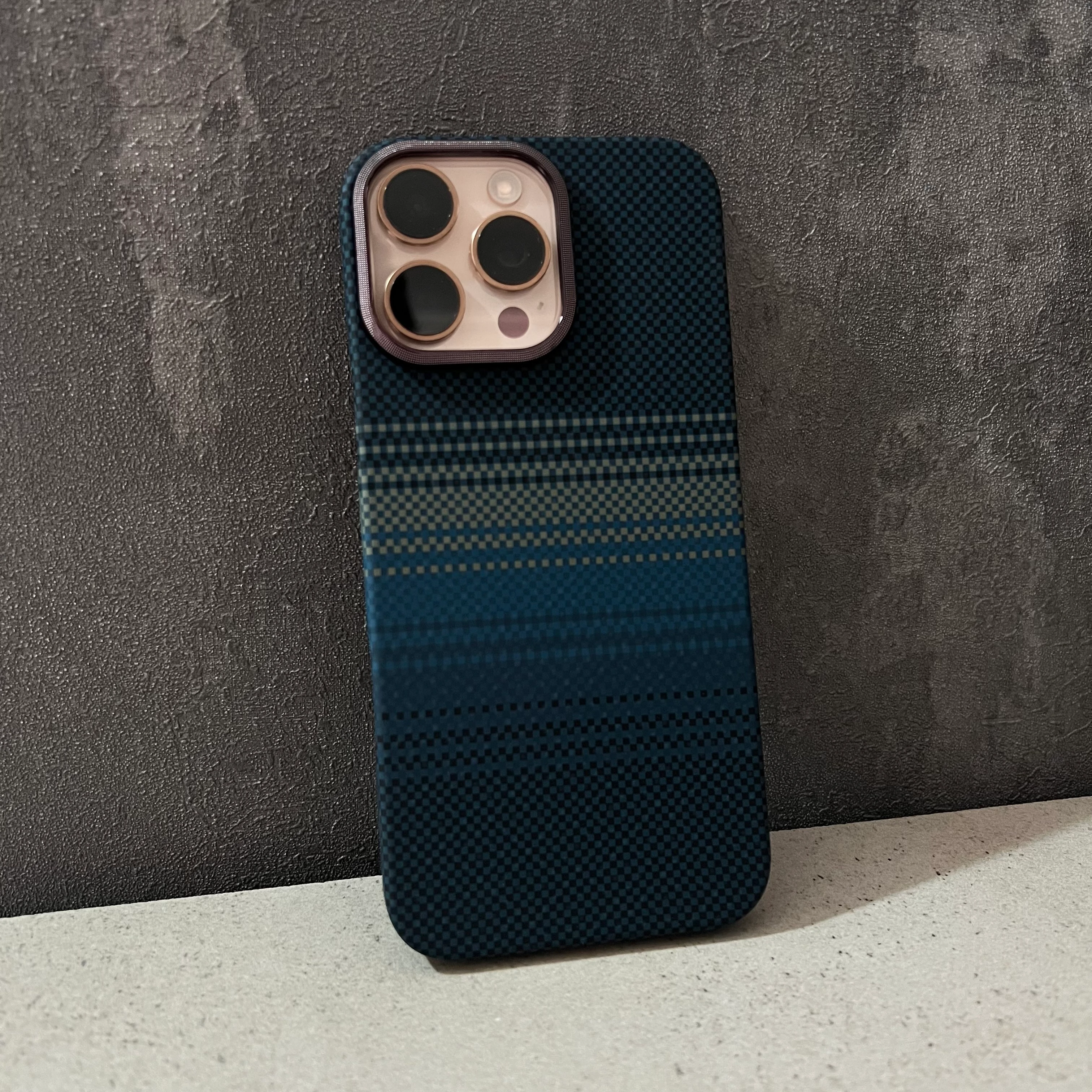 FERRUM SLIM MAGSAFE KILIF 