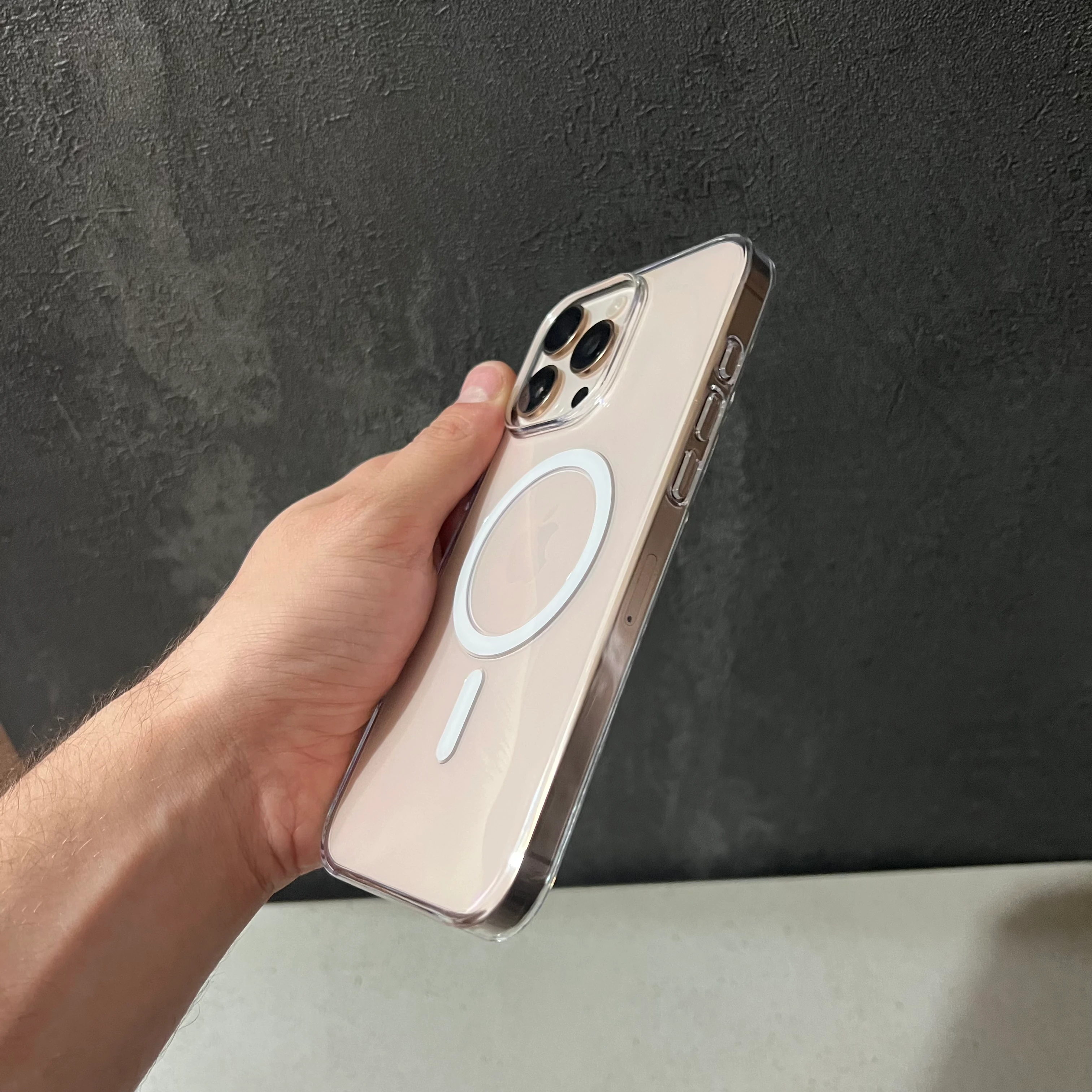 SARARMAZ MAGSAFE ANİMASYONLU KILIF