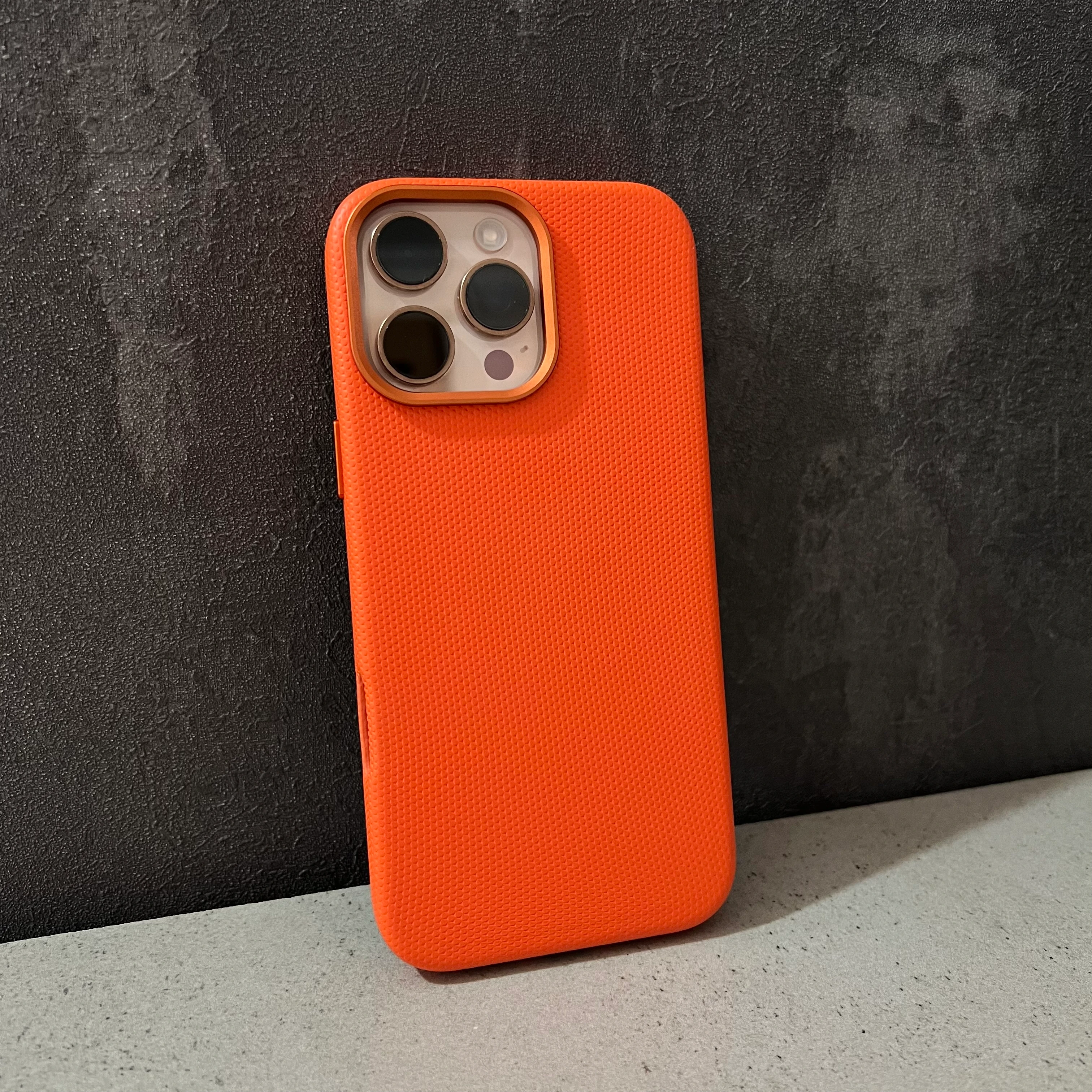 BOSS MAGSAFE KILIF TURUNCU