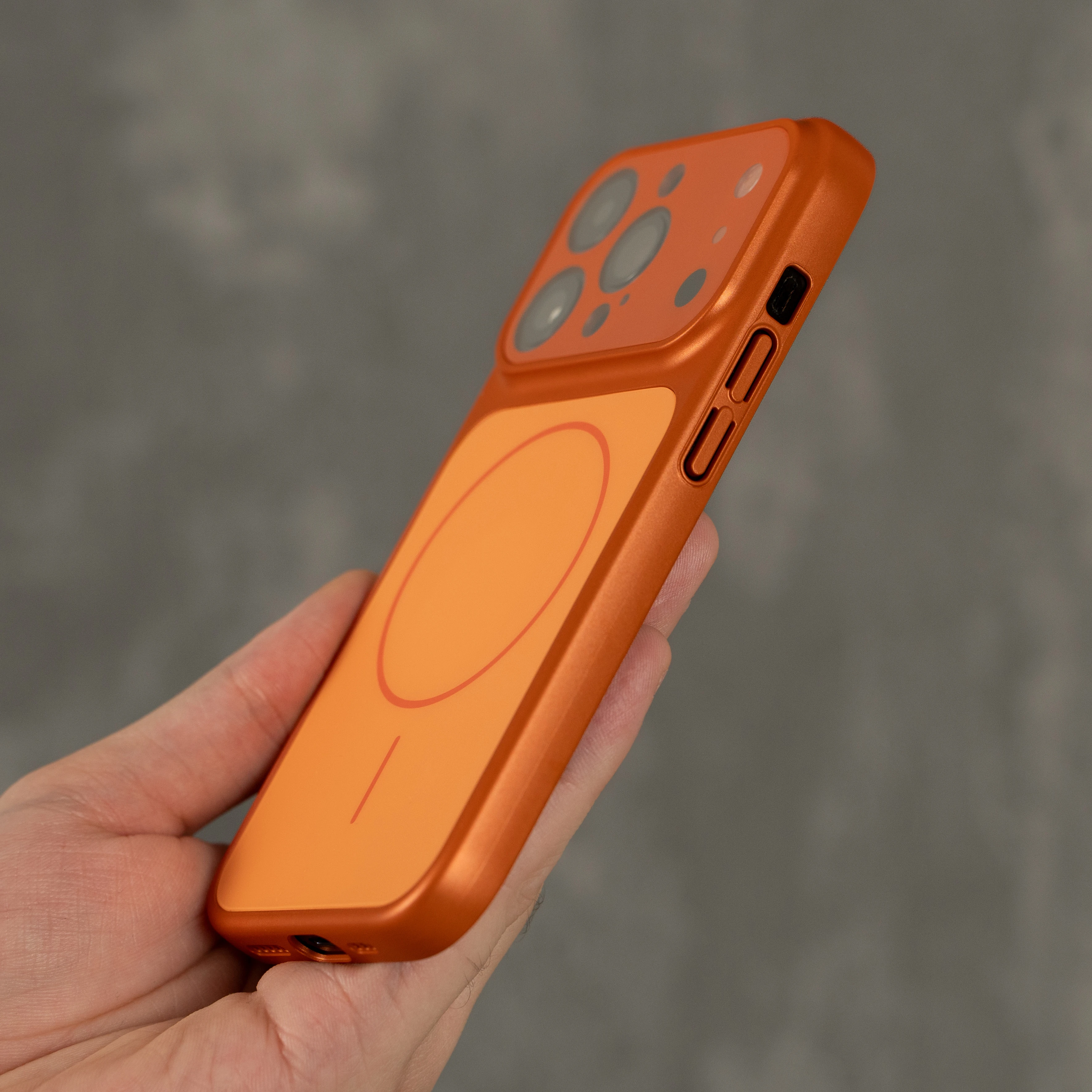 CHANGE MAGSAFE KILIF COSMIC ORANGE 