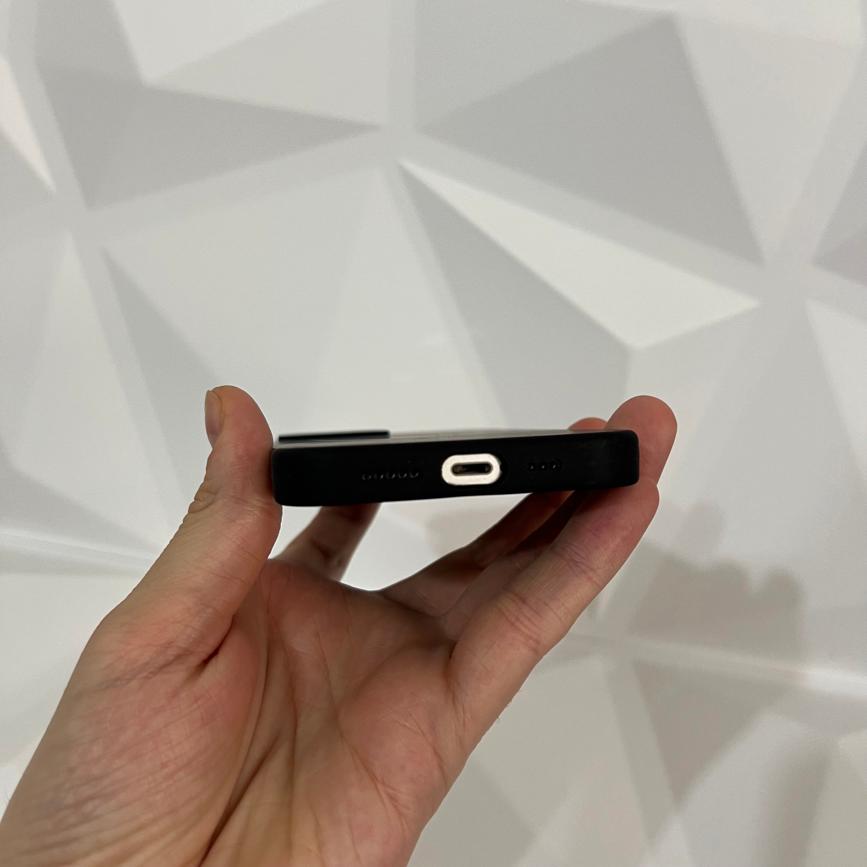 Siyah Magsafe Lansman Kılıf