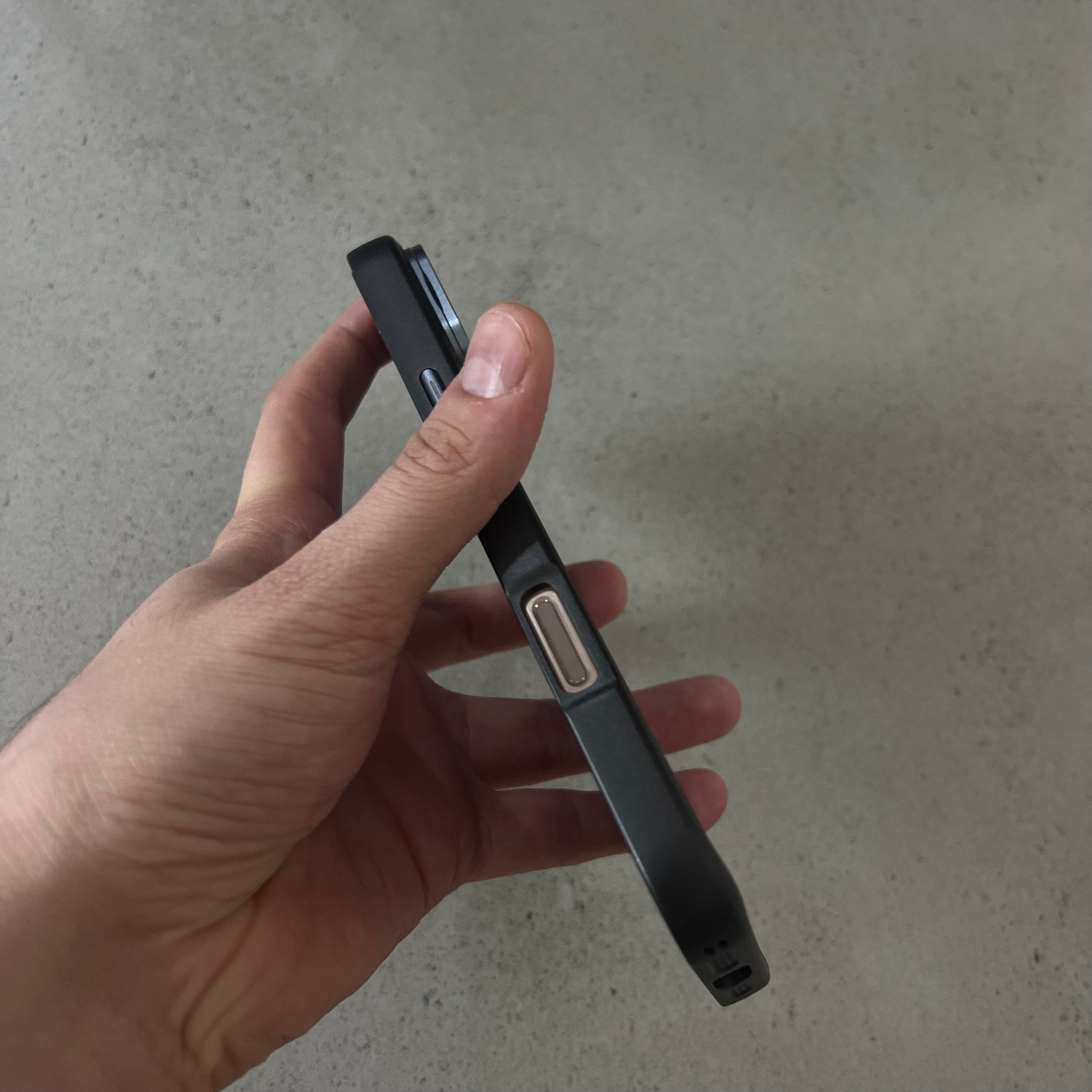 ELİTE MAGSAFE KILIF JET BLACK