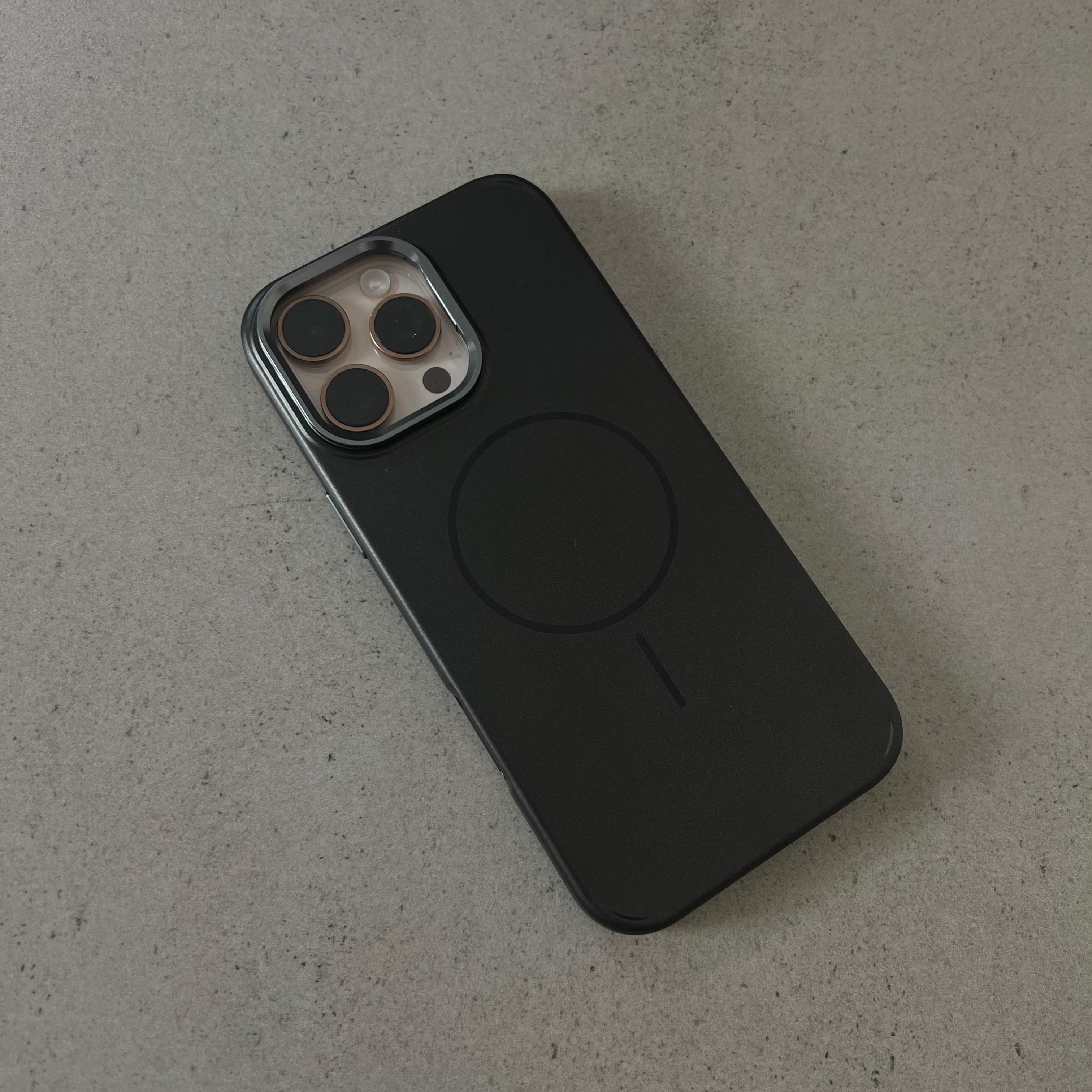 ELİTE MAGSAFE KILIF JET BLACK