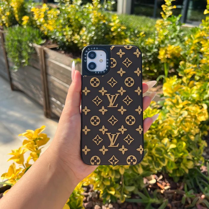 Louis Vuitton Kabartmalı Telefon Kılıfı