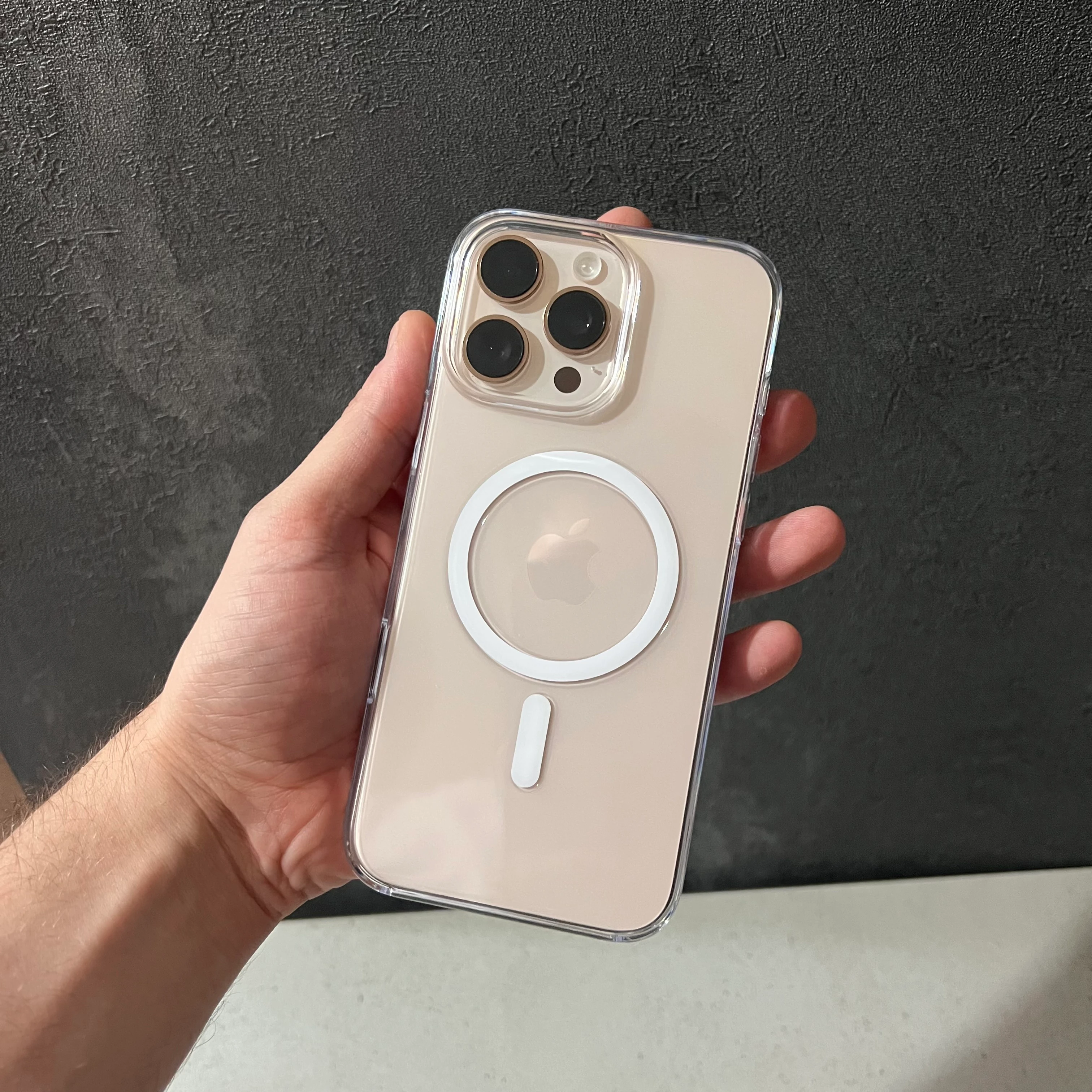 SARARMAZ MAGSAFE ANİMASYONLU KILIF