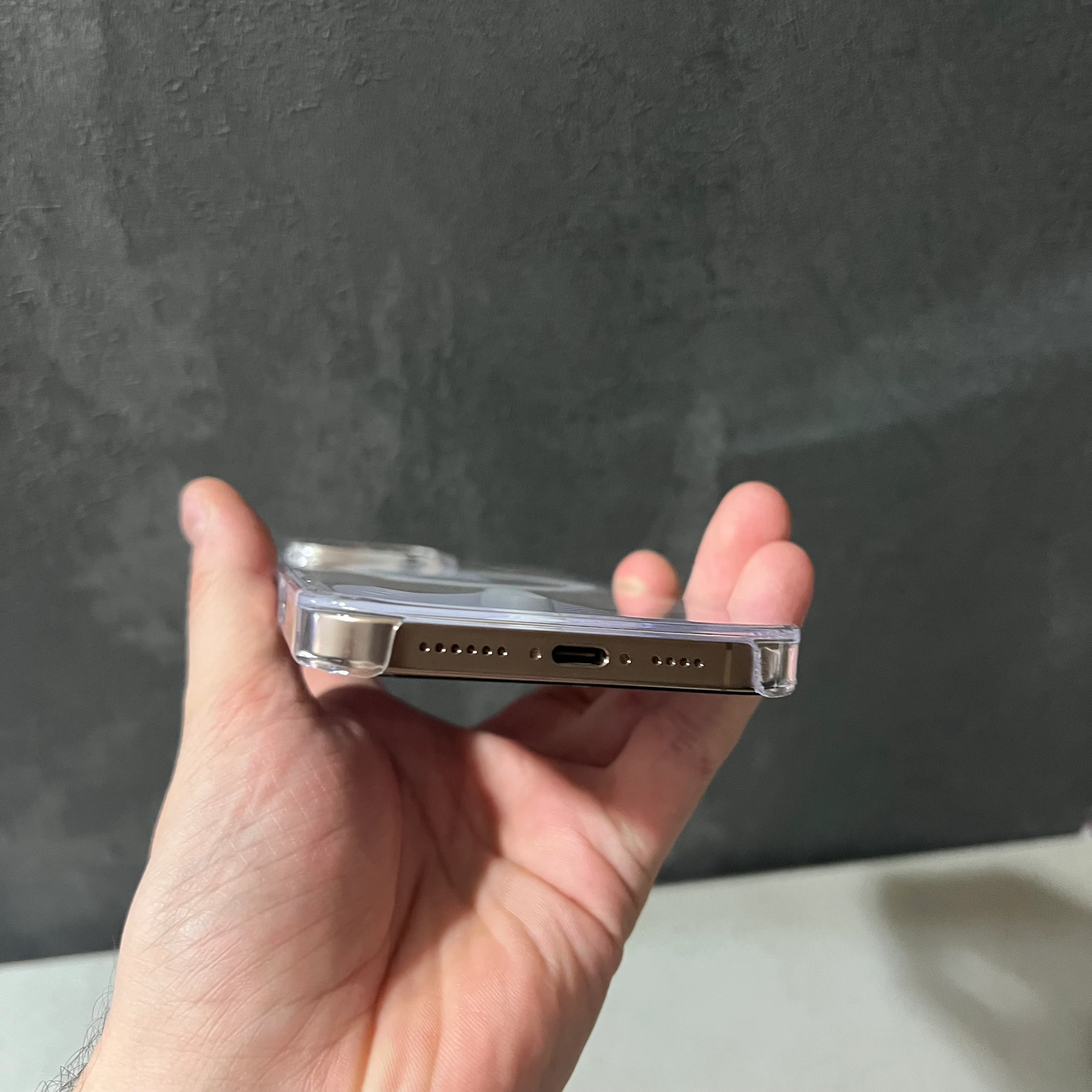 SARARMAZ MAGSAFE ANİMASYONLU KILIF