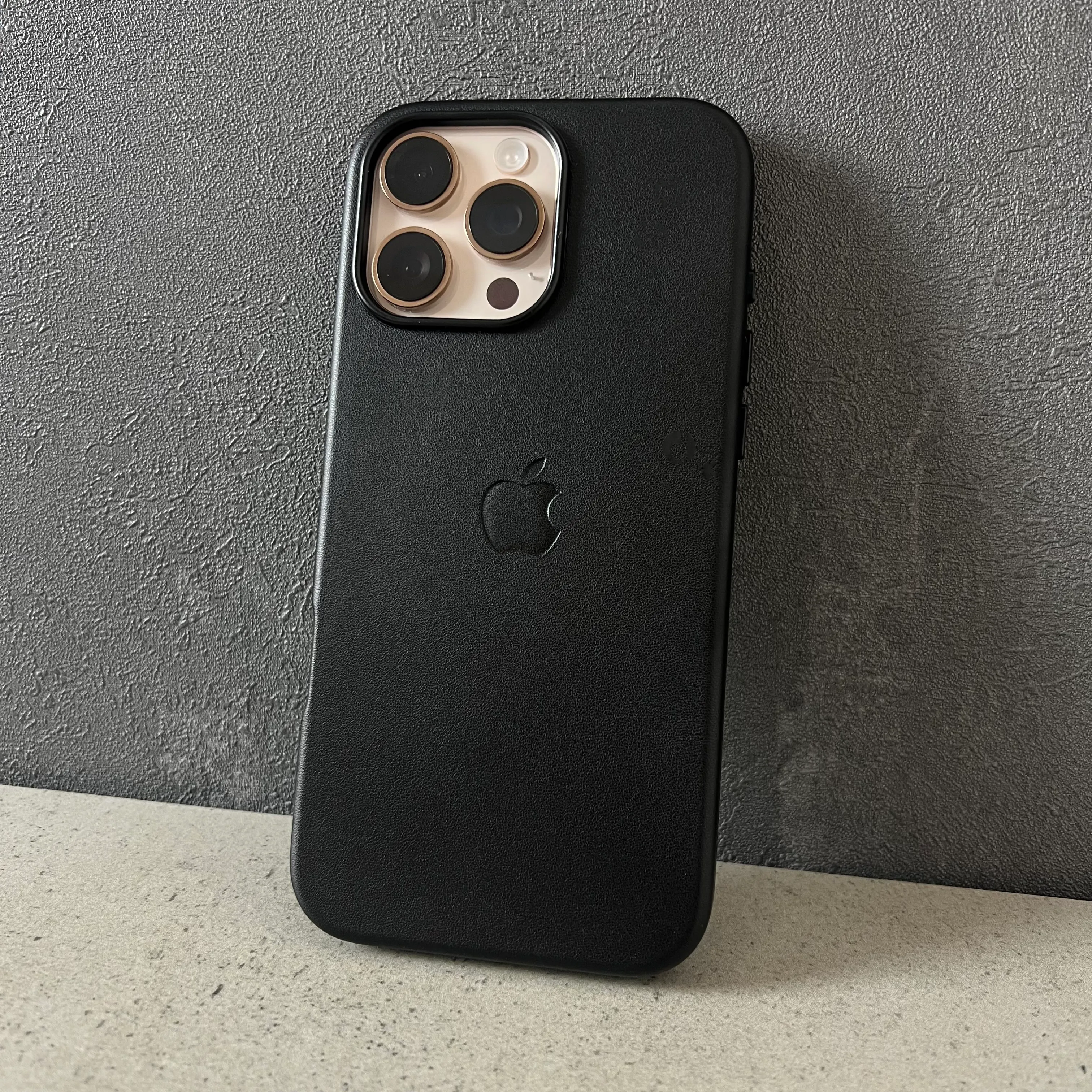 DERİ LANSMAN MAGSAFE SİYAH